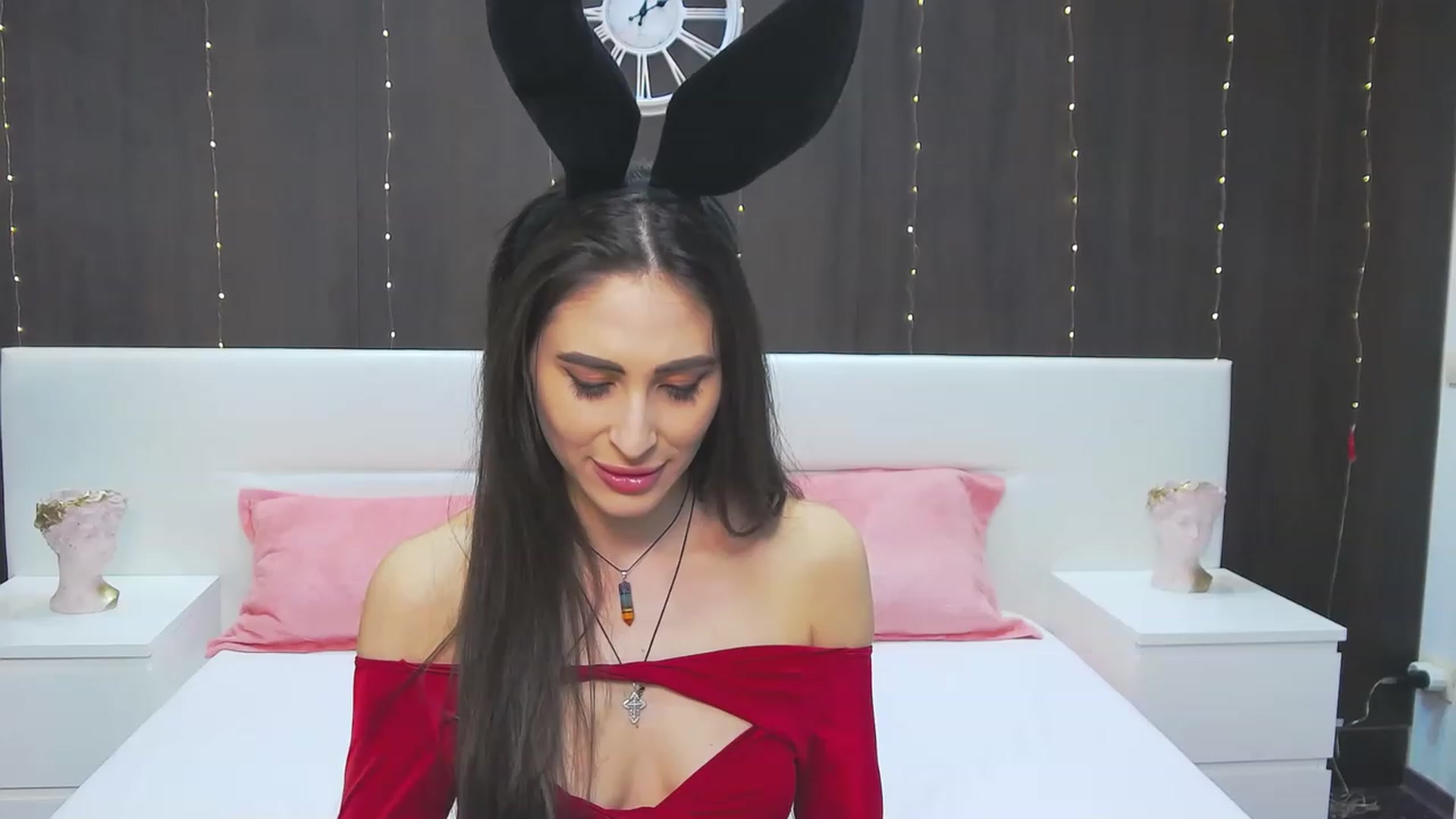 Gallery image thumbnail from MaraHari's myfreecams stream on, 04/08/2023, 20:37 image 11 of 20