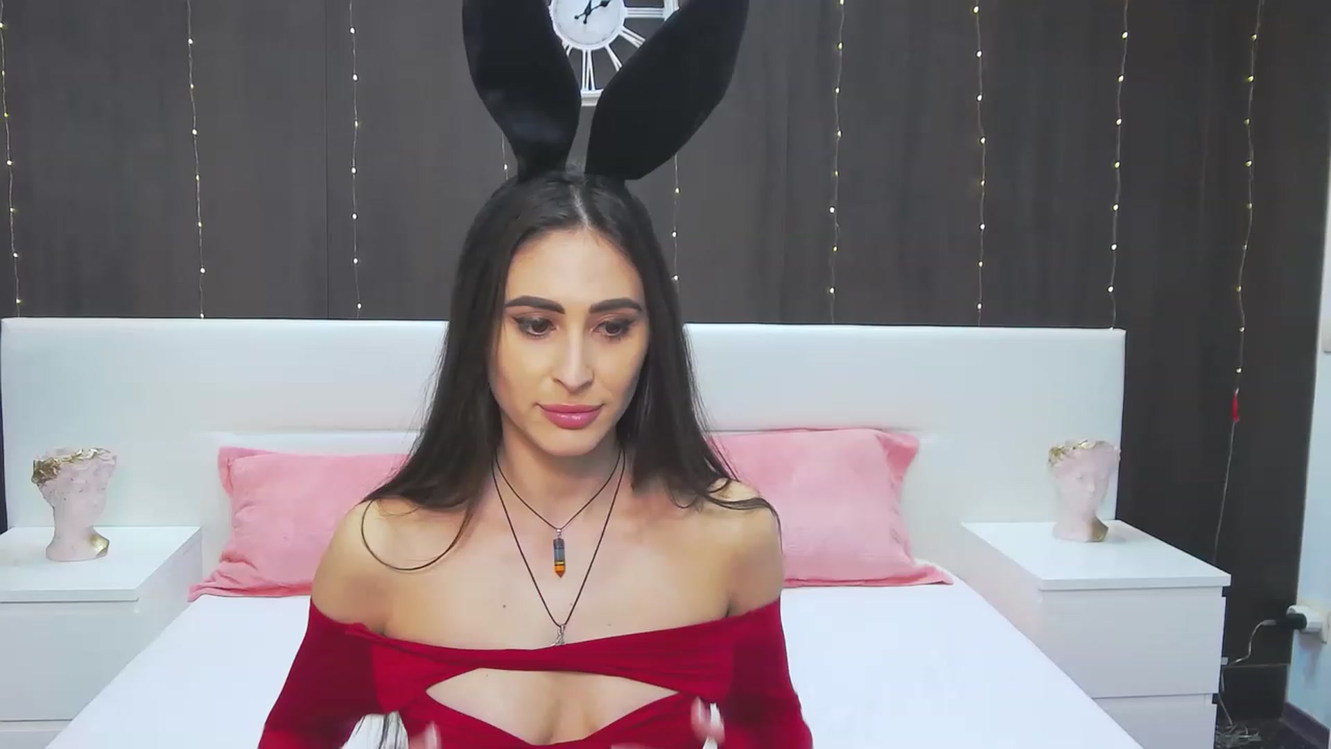 Gallery image thumbnail from MaraHari's myfreecams stream on, 04/08/2023, 20:37 image 16 of 20