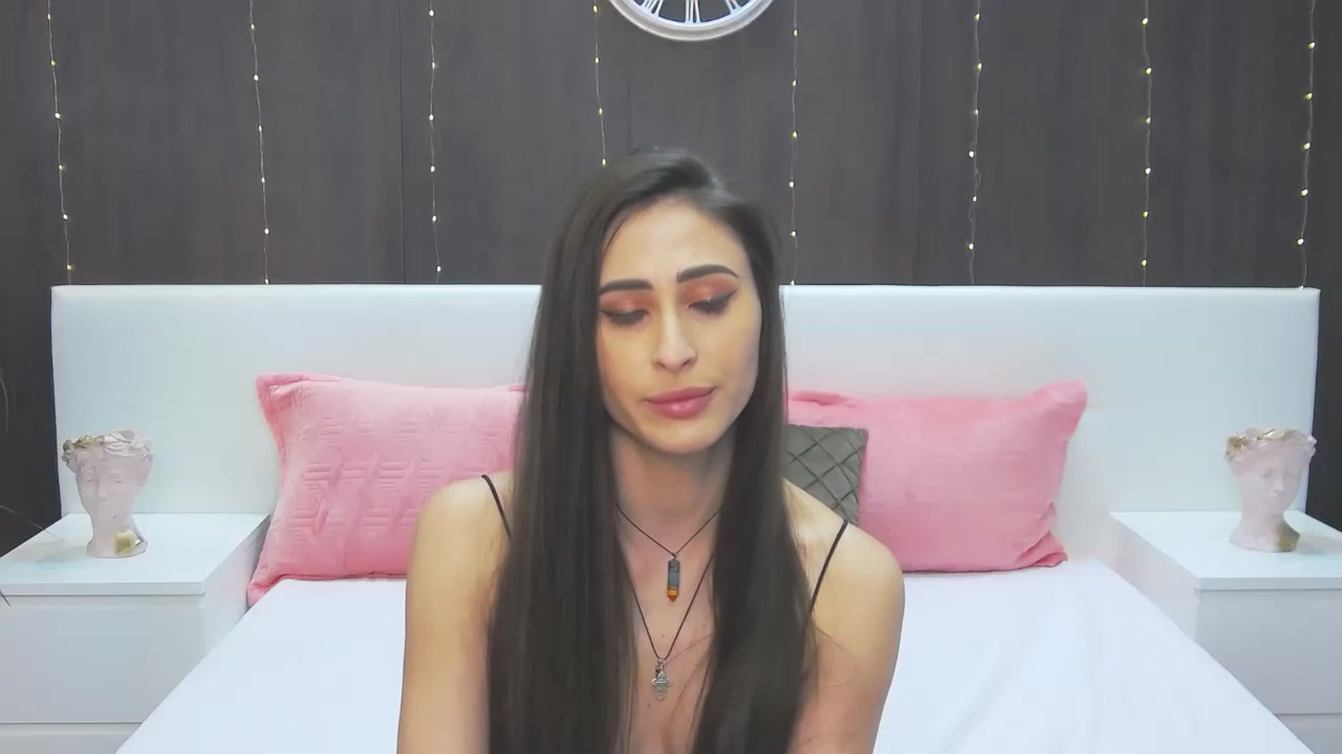 Gallery image thumbnail from MaraHari's myfreecams stream on, 04/20/2023, 18:40 image 11 of 20