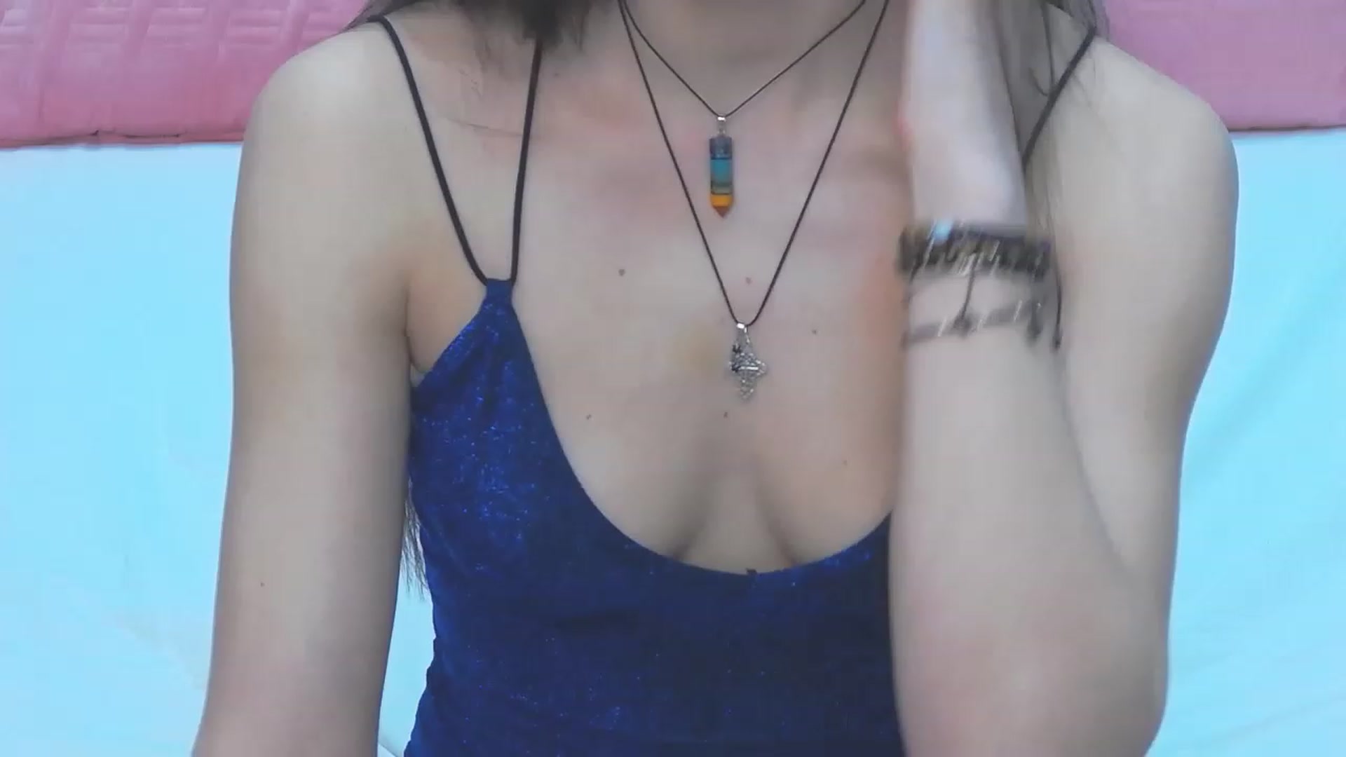 Gallery image thumbnail from MaraHari's myfreecams stream on, 04/20/2023, 20:01 image 3 of 20