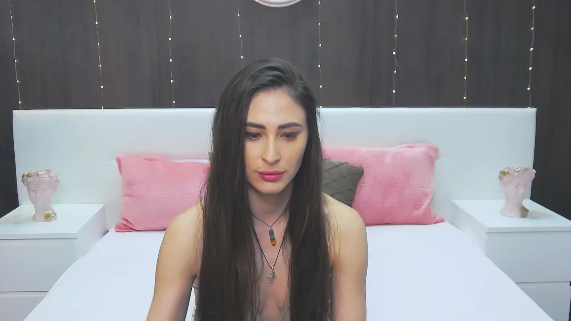 Gallery image thumbnail from MaraHari's myfreecams stream on, 04/25/2023, 16:11 image 10 of 20