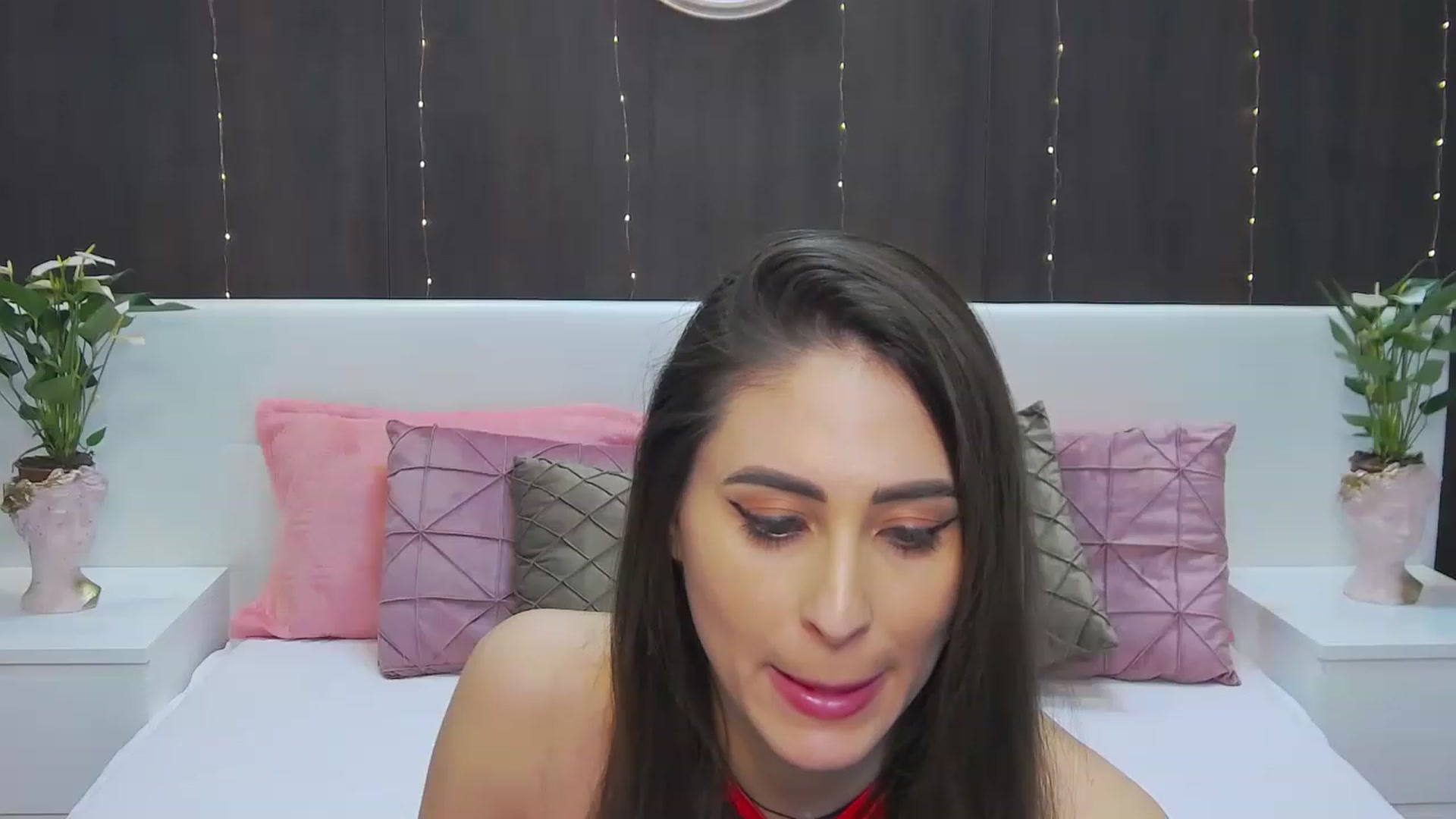 Gallery image thumbnail from MaraHari's myfreecams stream on, 04/29/2023, 15:54 image 2 of 20