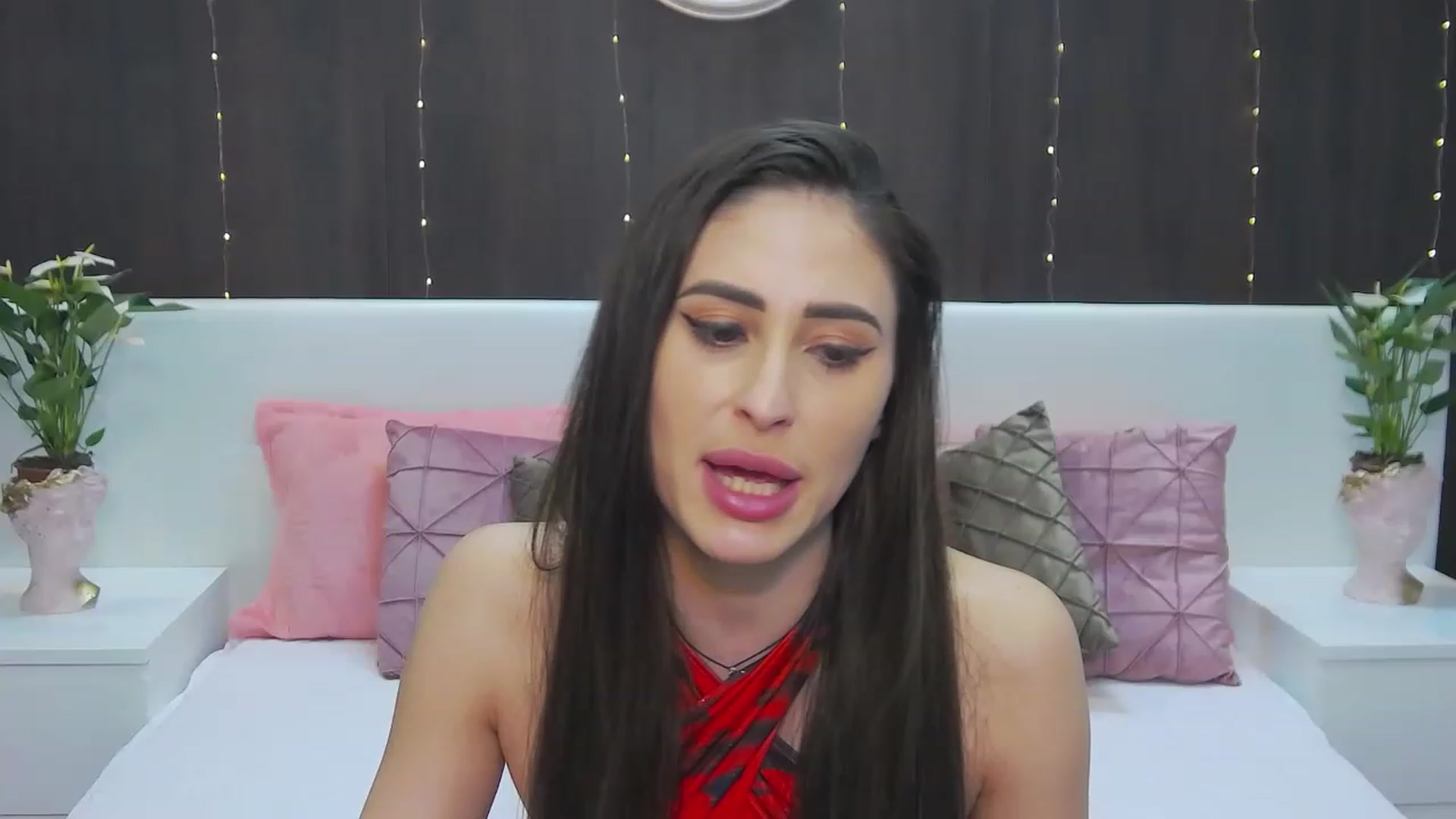 Gallery image thumbnail from MaraHari's myfreecams stream on, 04/29/2023, 15:54 image 8 of 20