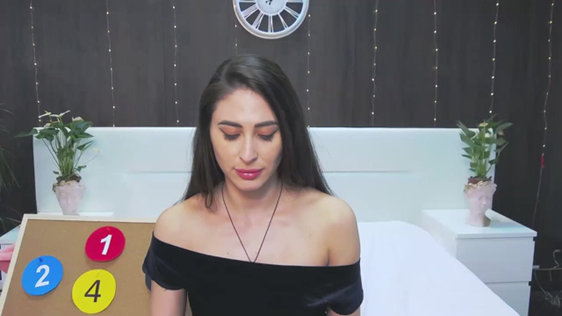 Gallery image thumbnail from MaraHari's myfreecams stream on, 05/03/2023, 20:52 image 4 of 20