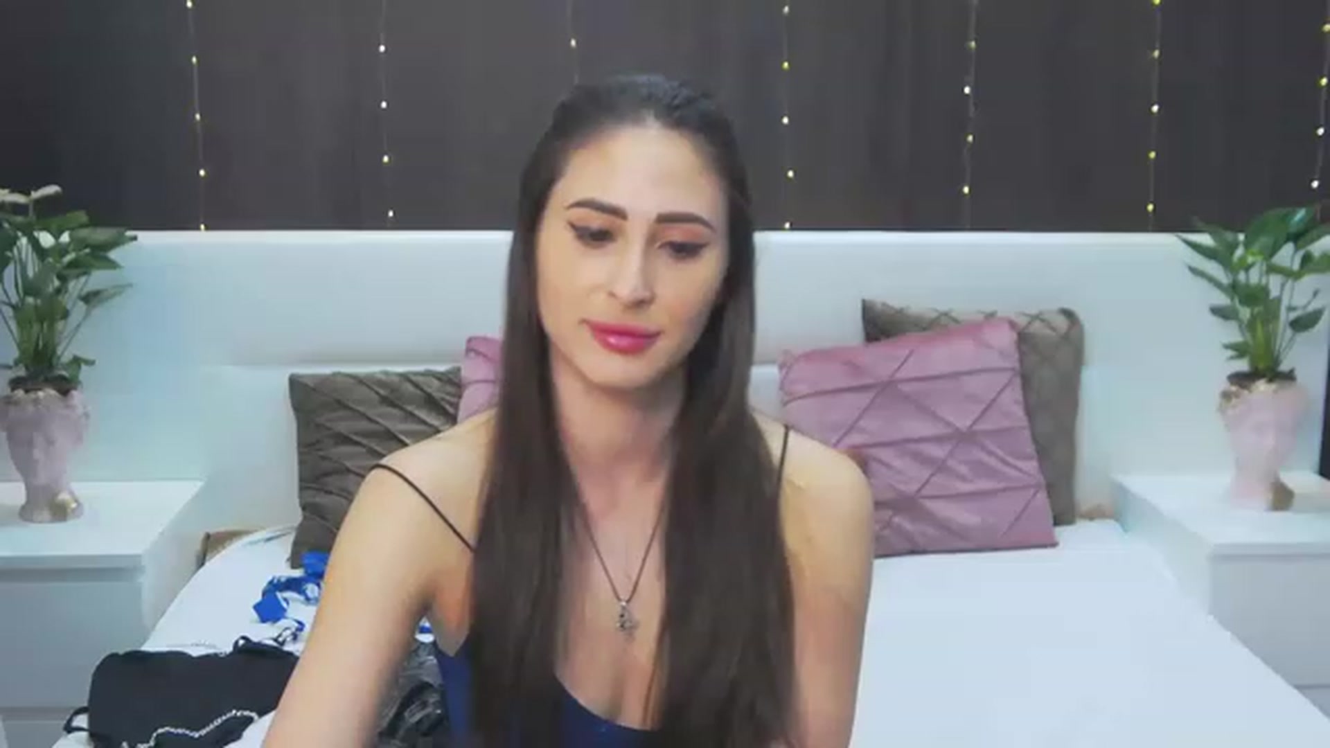 Gallery image thumbnail from MaraHari's myfreecams stream on, 05/07/2023, 20:19 image 5 of 20