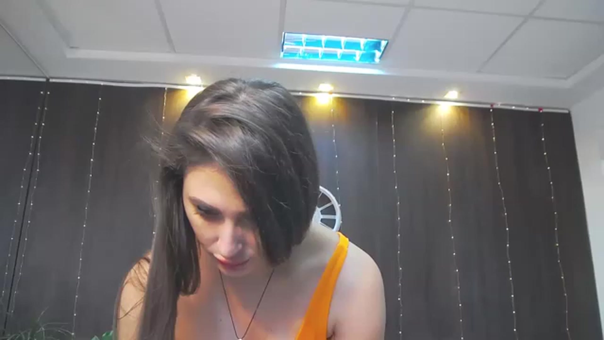 Gallery image thumbnail from MaraHari's myfreecams stream on, 05/30/2023, 22:12 image 17 of 20