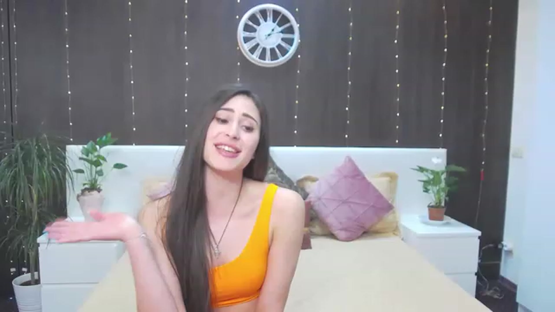 Gallery image thumbnail from MaraHari's myfreecams stream on, 05/30/2023, 23:55 image 10 of 20