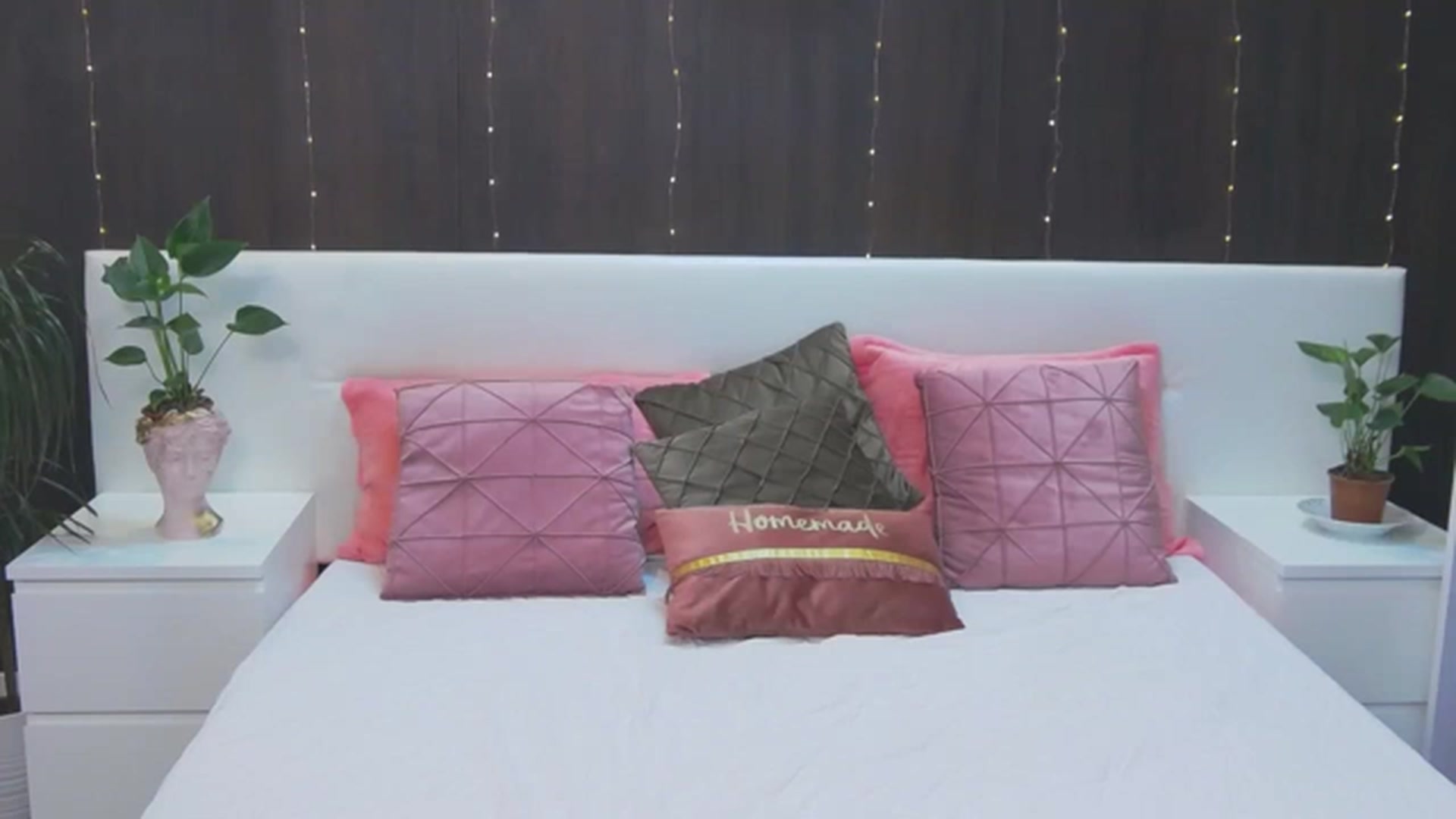 Gallery image thumbnail from MaraHari's myfreecams stream on, 06/13/2023, 19:51 image 5 of 20