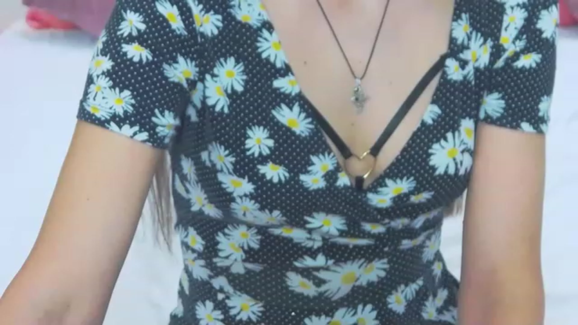 Gallery image thumbnail from MaraHari's myfreecams stream on, 06/15/2023, 16:40 image 17 of 20