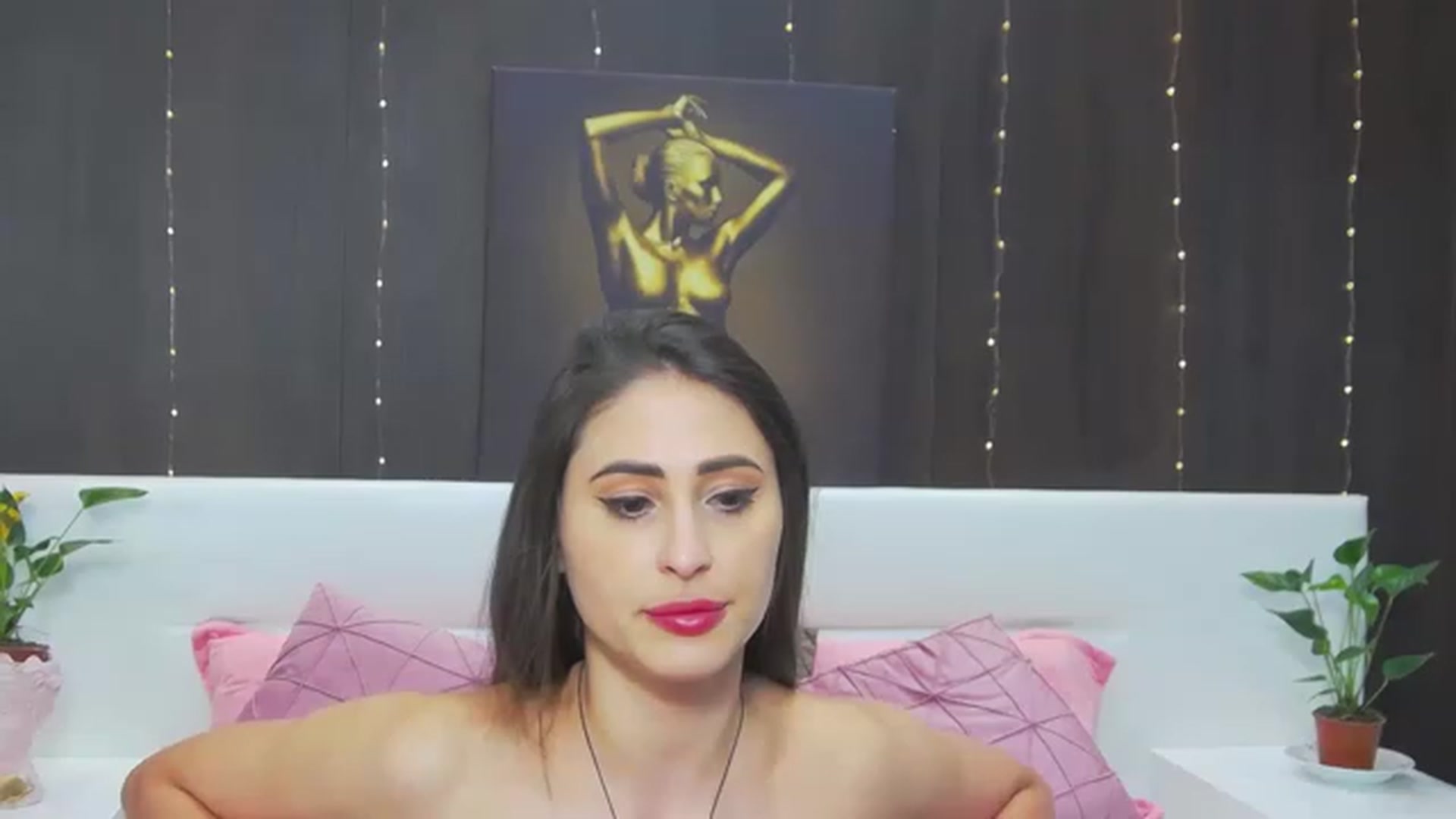 Gallery image thumbnail from MaraHari's myfreecams stream on, 06/18/2023, 21:55 image 17 of 20
