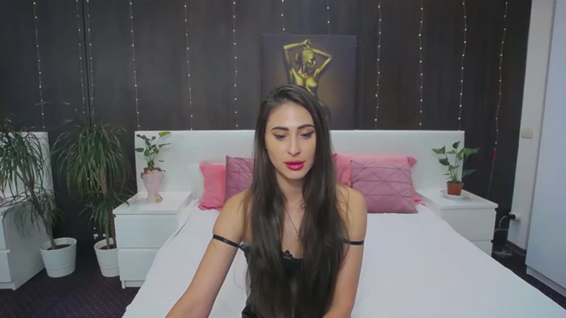 Gallery image thumbnail from MaraHari's myfreecams stream on, 06/21/2023, 20:41 image 10 of 20