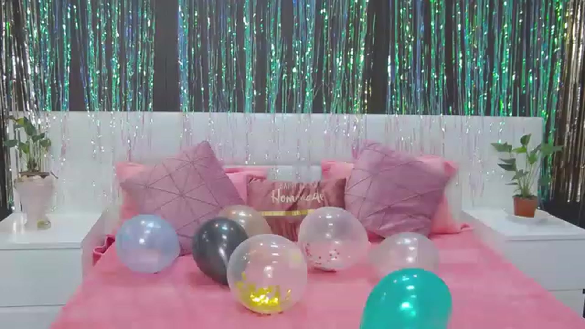 Gallery image thumbnail from MaraHari's myfreecams stream on, 06/24/2023, 19:33 image 18 of 20