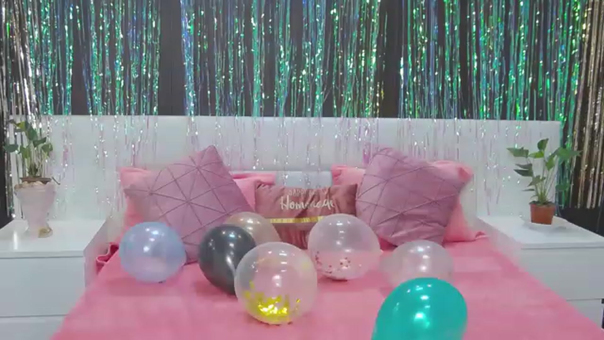 Gallery image thumbnail from MaraHari's myfreecams stream on, 06/24/2023, 19:33 image 10 of 20