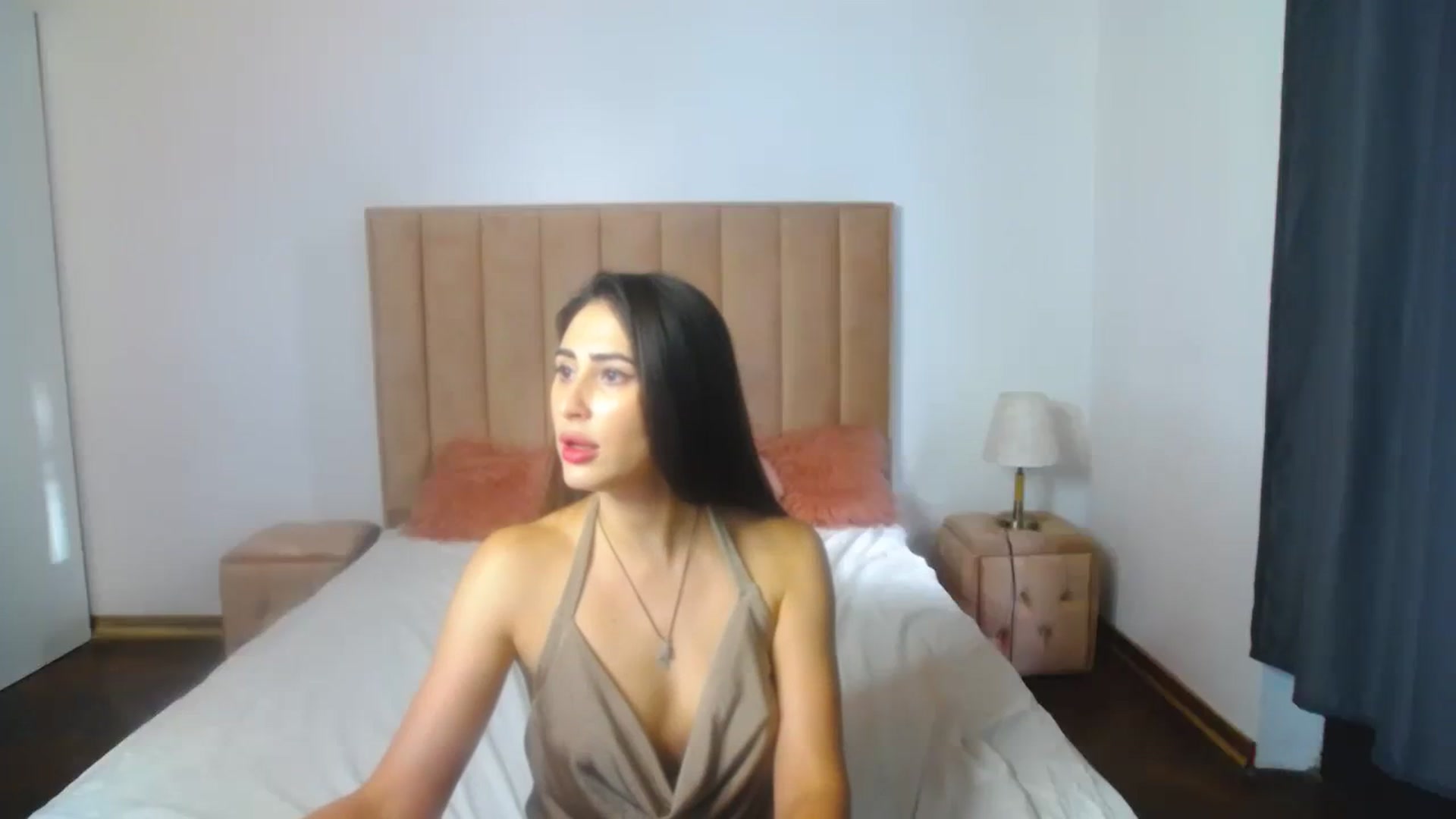 Gallery image thumbnail from MaraHari's myfreecams stream on, 07/29/2023, 17:00 image 5 of 20