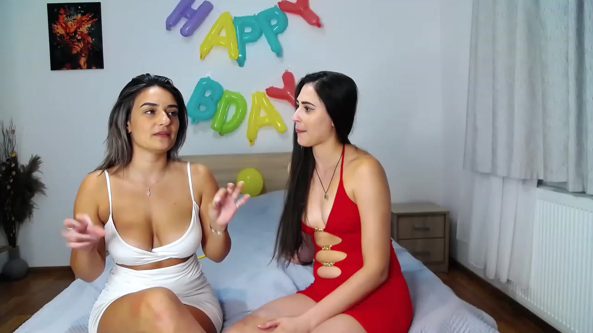 Gallery image thumbnail from MaraHari's myfreecams stream on, 08/25/2023, 15:51 image 12 of 20