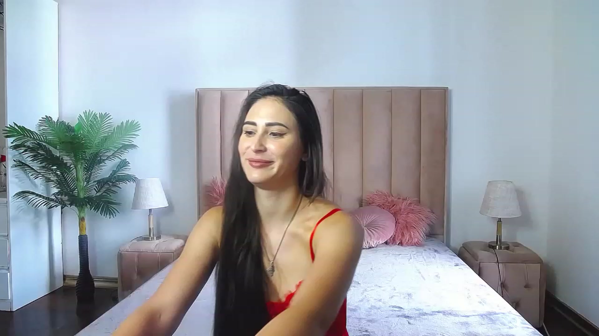 Gallery image thumbnail from MaraHari's myfreecams stream on, 08/27/2023, 14:35 image 9 of 20