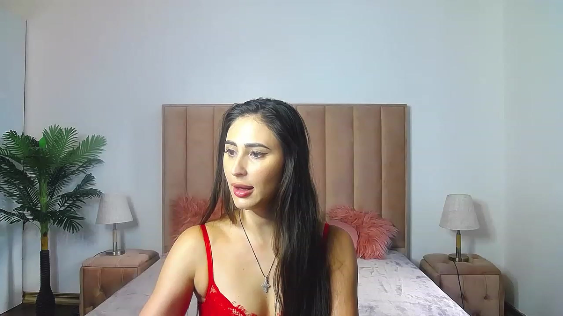 Gallery image thumbnail from MaraHari's myfreecams stream on, 08/27/2023, 16:24 image 3 of 20