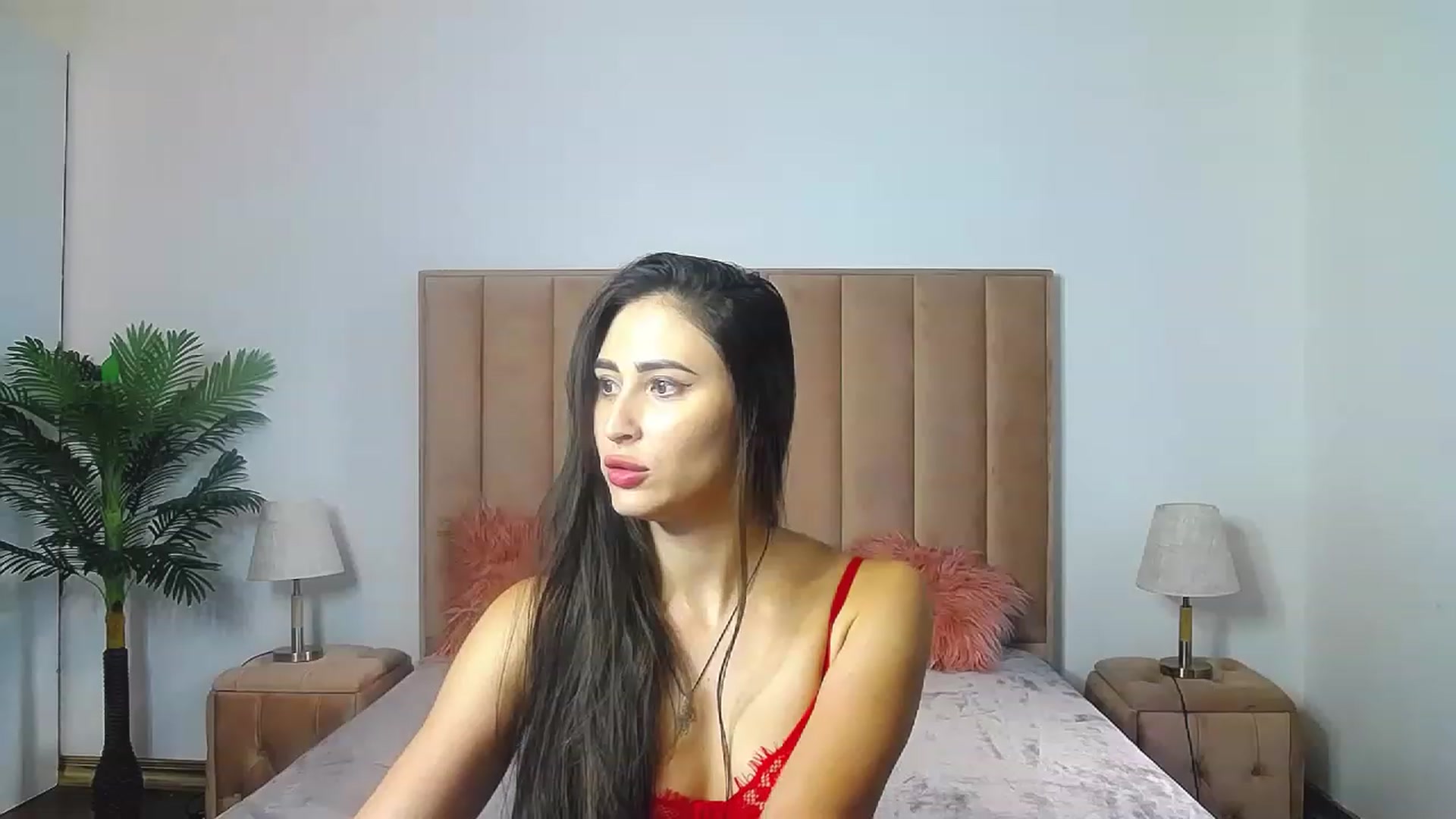 Gallery image thumbnail from MaraHari's myfreecams stream on, 08/27/2023, 16:24 image 13 of 20
