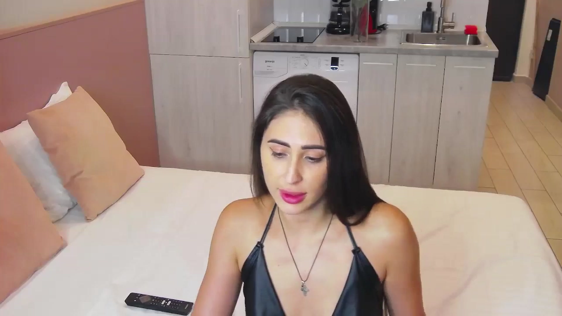 Gallery image thumbnail from MaraHari's myfreecams stream on, 09/01/2023, 19:57 image 18 of 20