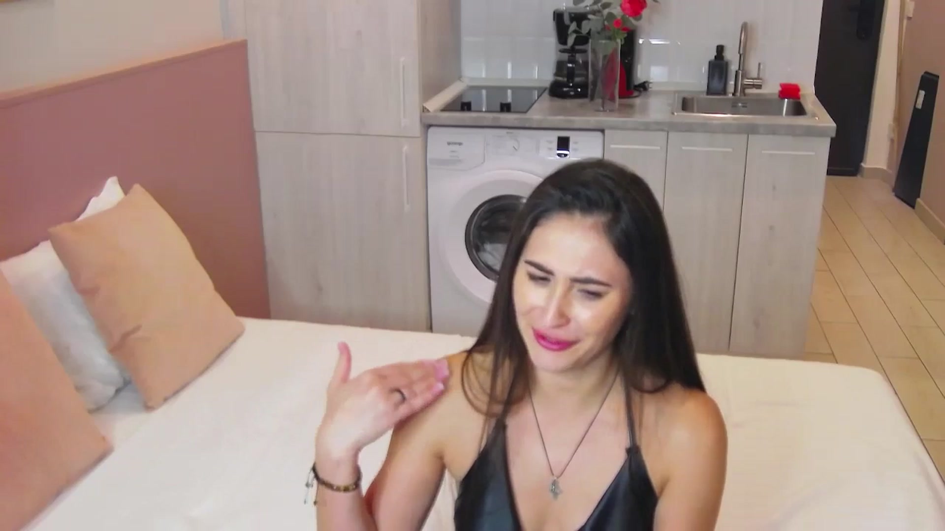 Gallery image thumbnail from MaraHari's myfreecams stream on, 09/01/2023, 19:57 image 3 of 20