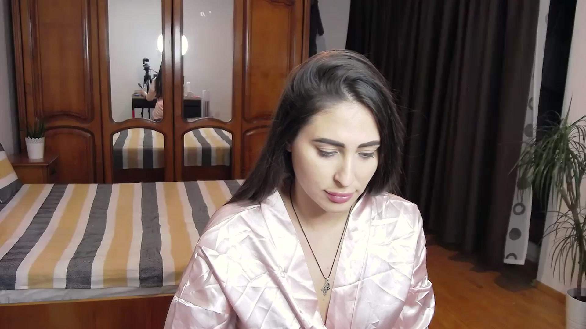 Gallery image thumbnail from MaraHari's myfreecams stream on, 11/11/2023, 18:44 image 2 of 20
