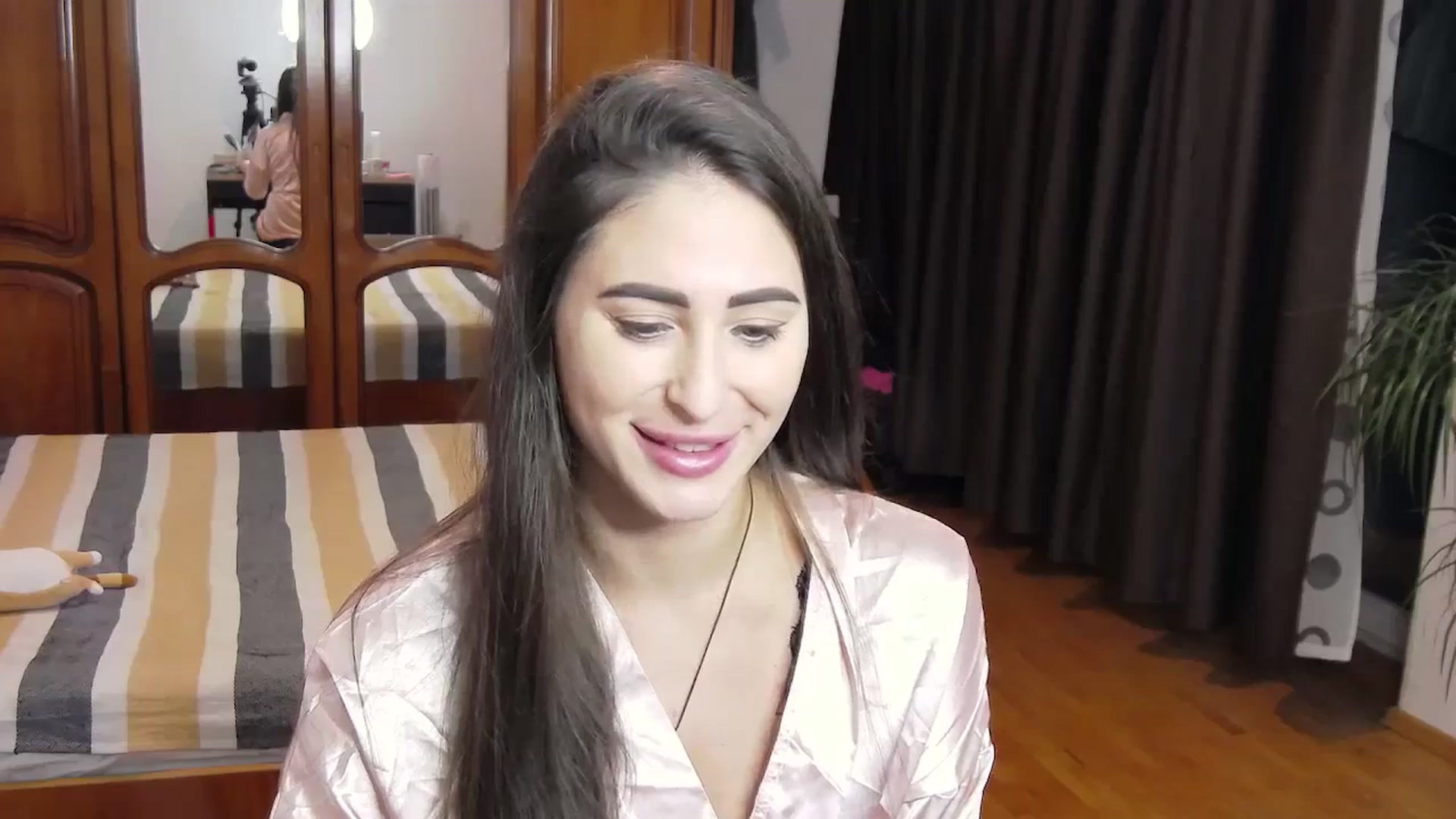 Gallery image thumbnail from MaraHari's myfreecams stream on, 11/11/2023, 20:42 image 9 of 20