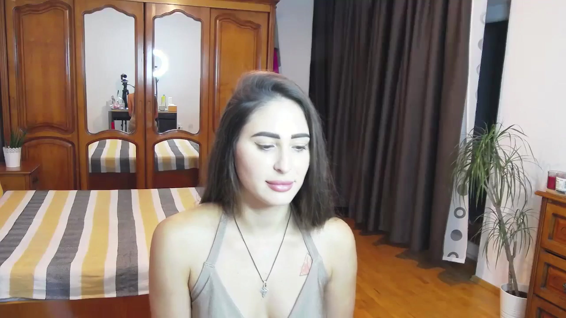 Gallery image thumbnail from MaraHari's myfreecams stream on, 11/17/2023, 20:33 image 8 of 20