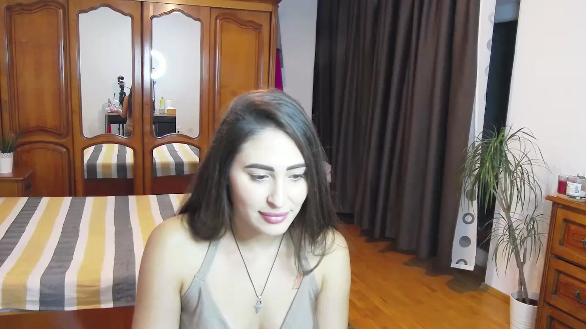 Gallery image thumbnail from MaraHari's myfreecams stream on, 11/17/2023, 20:33 image 11 of 20