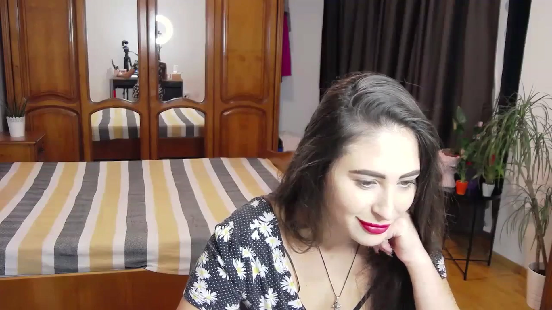 Gallery image thumbnail from MaraHari's myfreecams stream on, 11/19/2023, 18:34 image 20 of 20