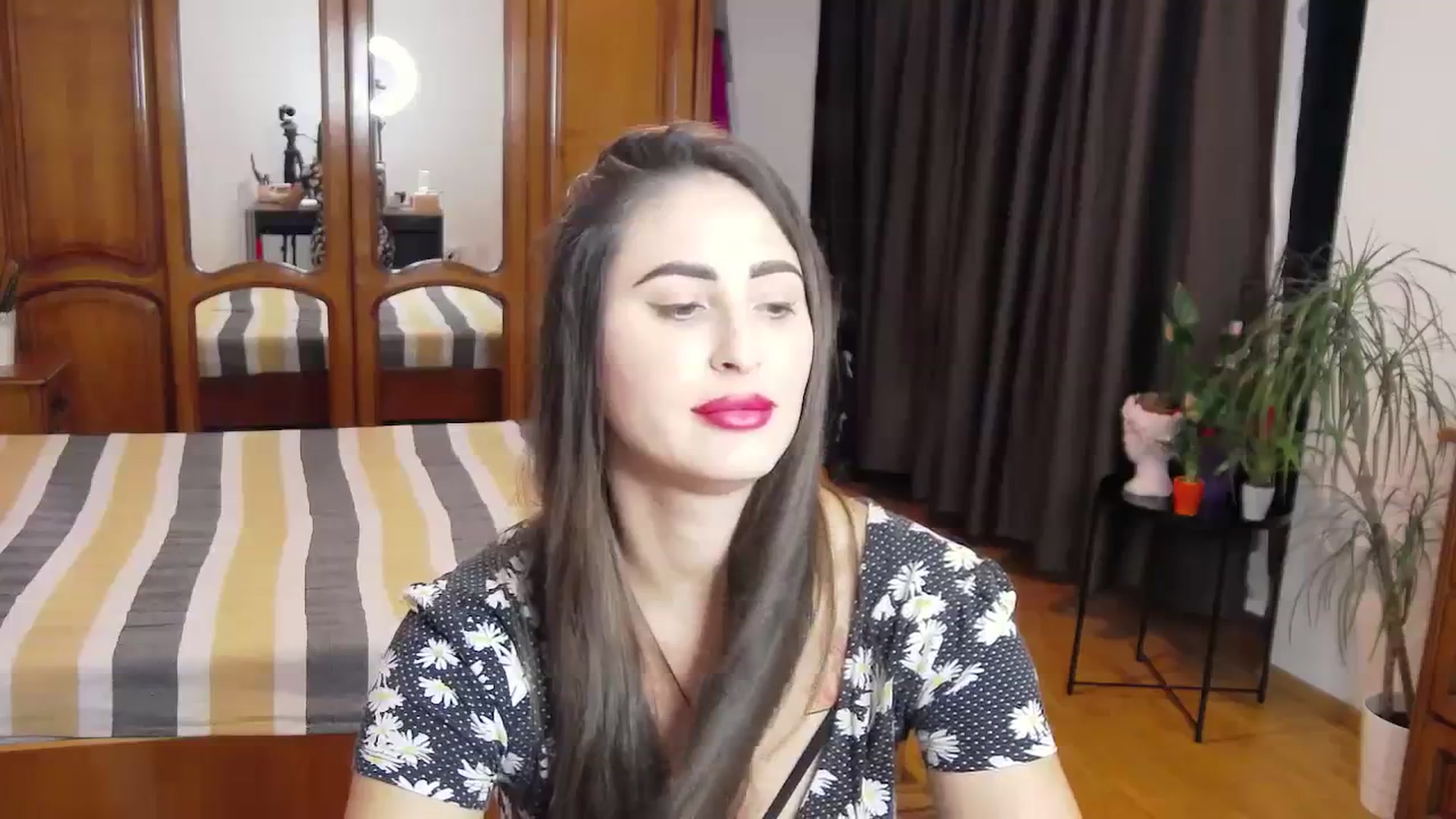 Gallery image thumbnail from MaraHari's myfreecams stream on, 11/19/2023, 20:36 image 5 of 20