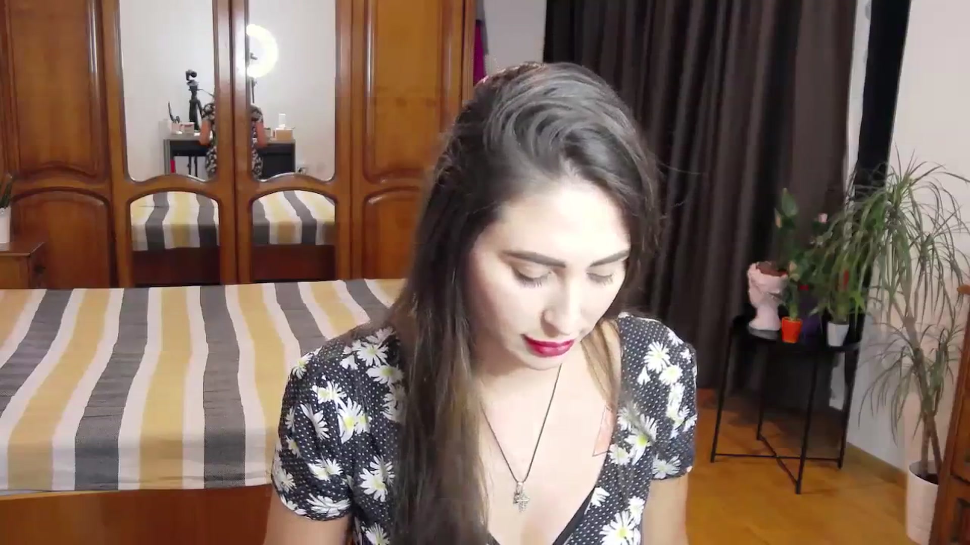 Gallery image thumbnail from MaraHari's myfreecams stream on, 11/19/2023, 20:36 image 6 of 20