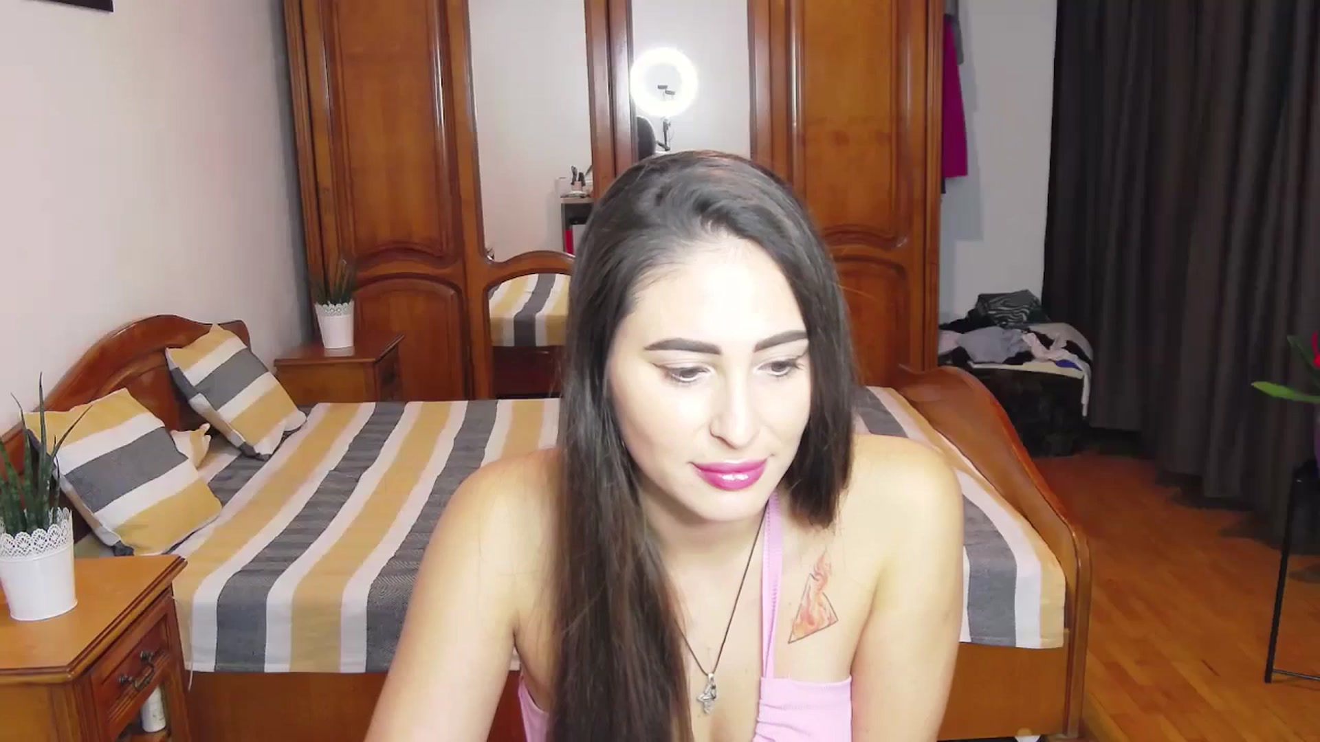 Gallery image thumbnail from MaraHari's myfreecams stream on, 11/24/2023, 17:53 image 1 of 20
