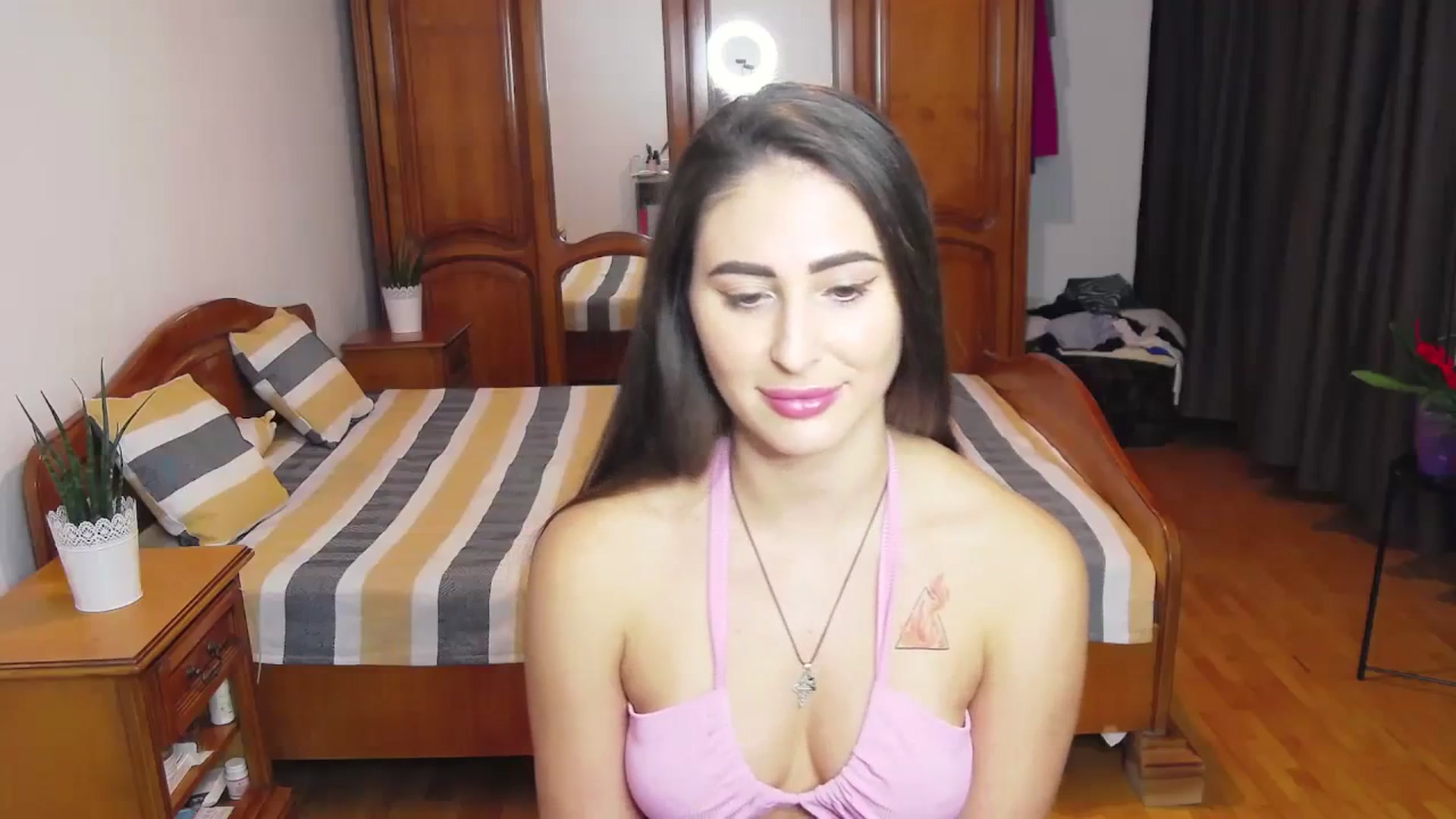 Gallery image thumbnail from MaraHari's myfreecams stream on, 11/24/2023, 19:33 image 2 of 20