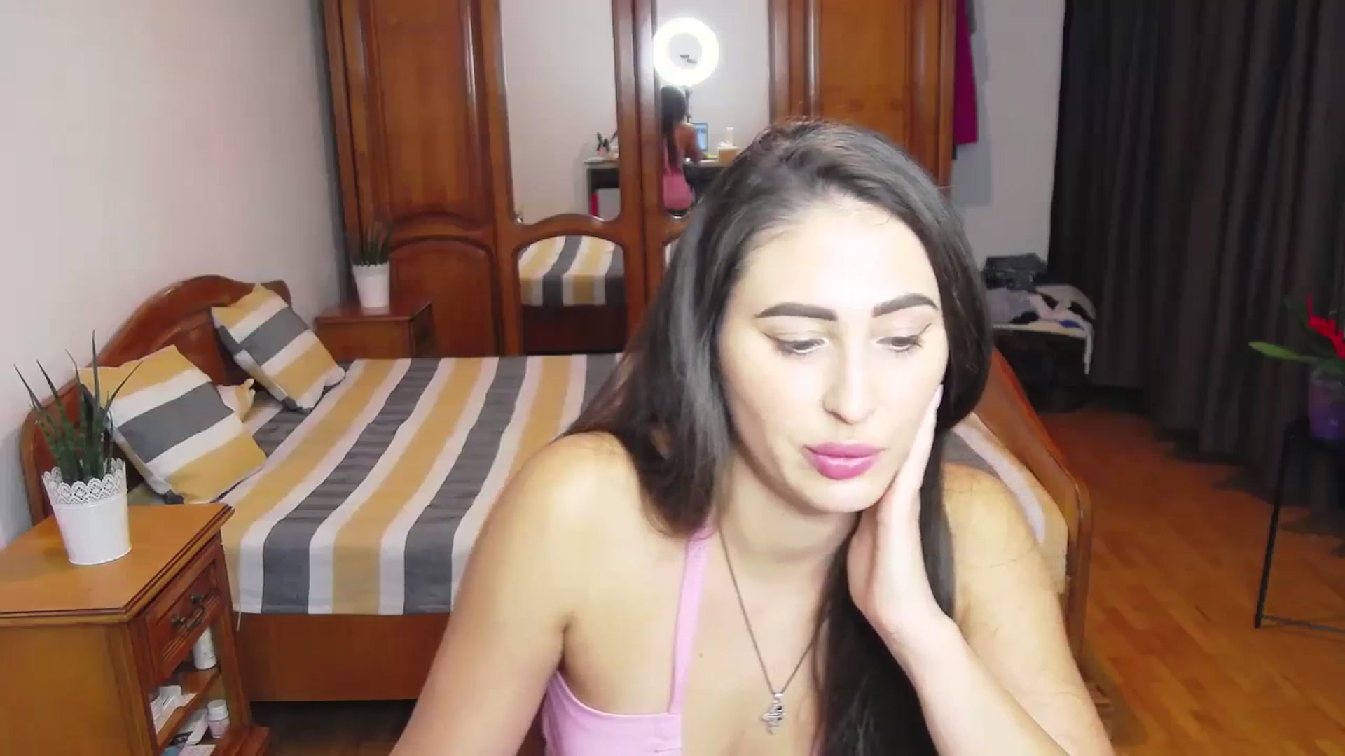 Gallery image thumbnail from MaraHari's myfreecams stream on, 11/24/2023, 19:33 image 3 of 20