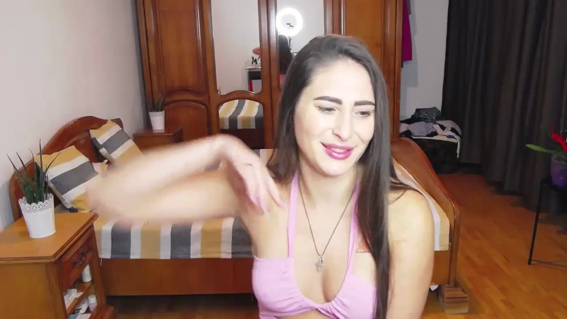 Gallery image thumbnail from MaraHari's myfreecams stream on, 11/24/2023, 20:38 image 12 of 20