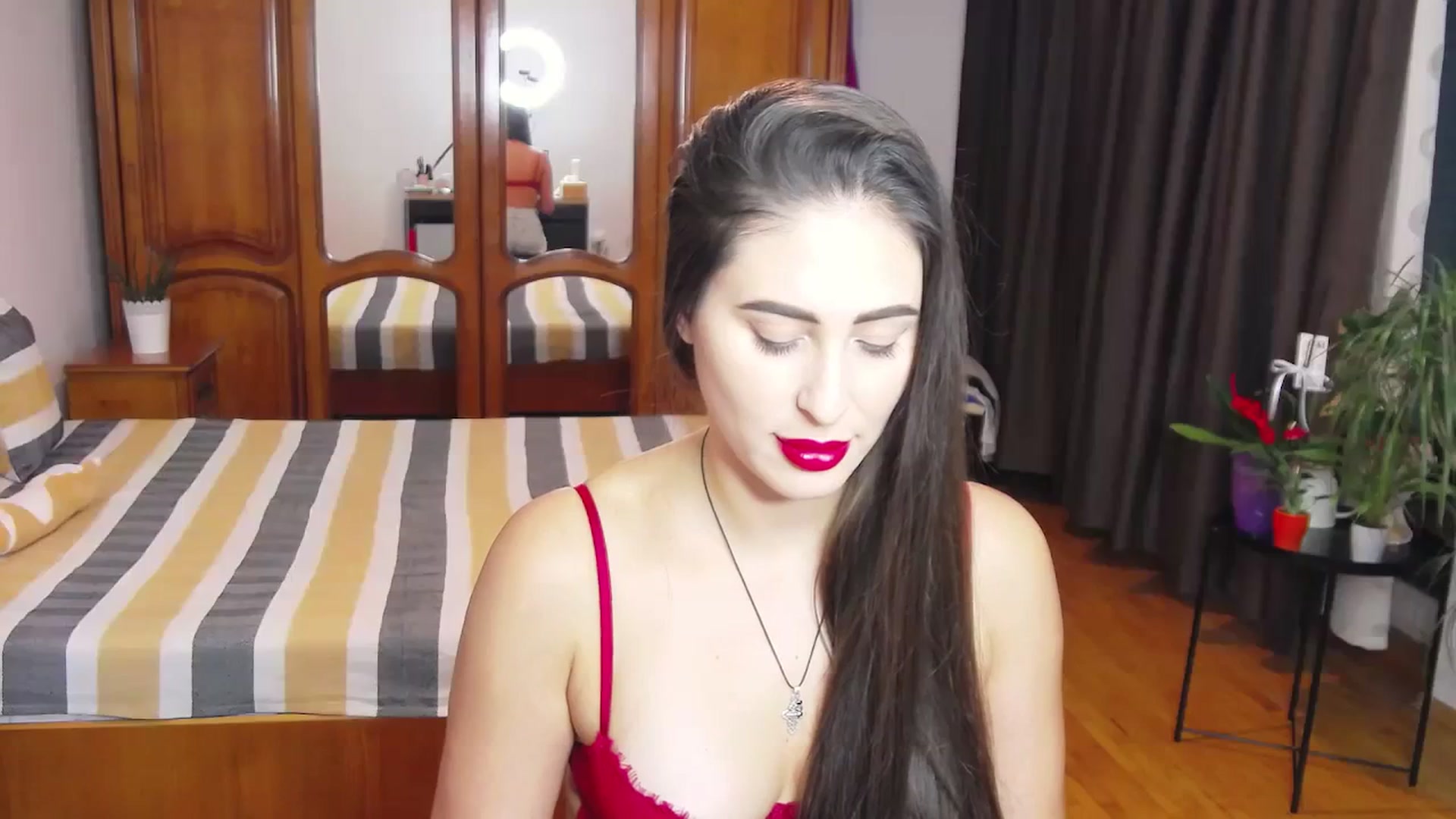Gallery image thumbnail from MaraHari's myfreecams stream on, 11/25/2023, 16:11 image 6 of 20