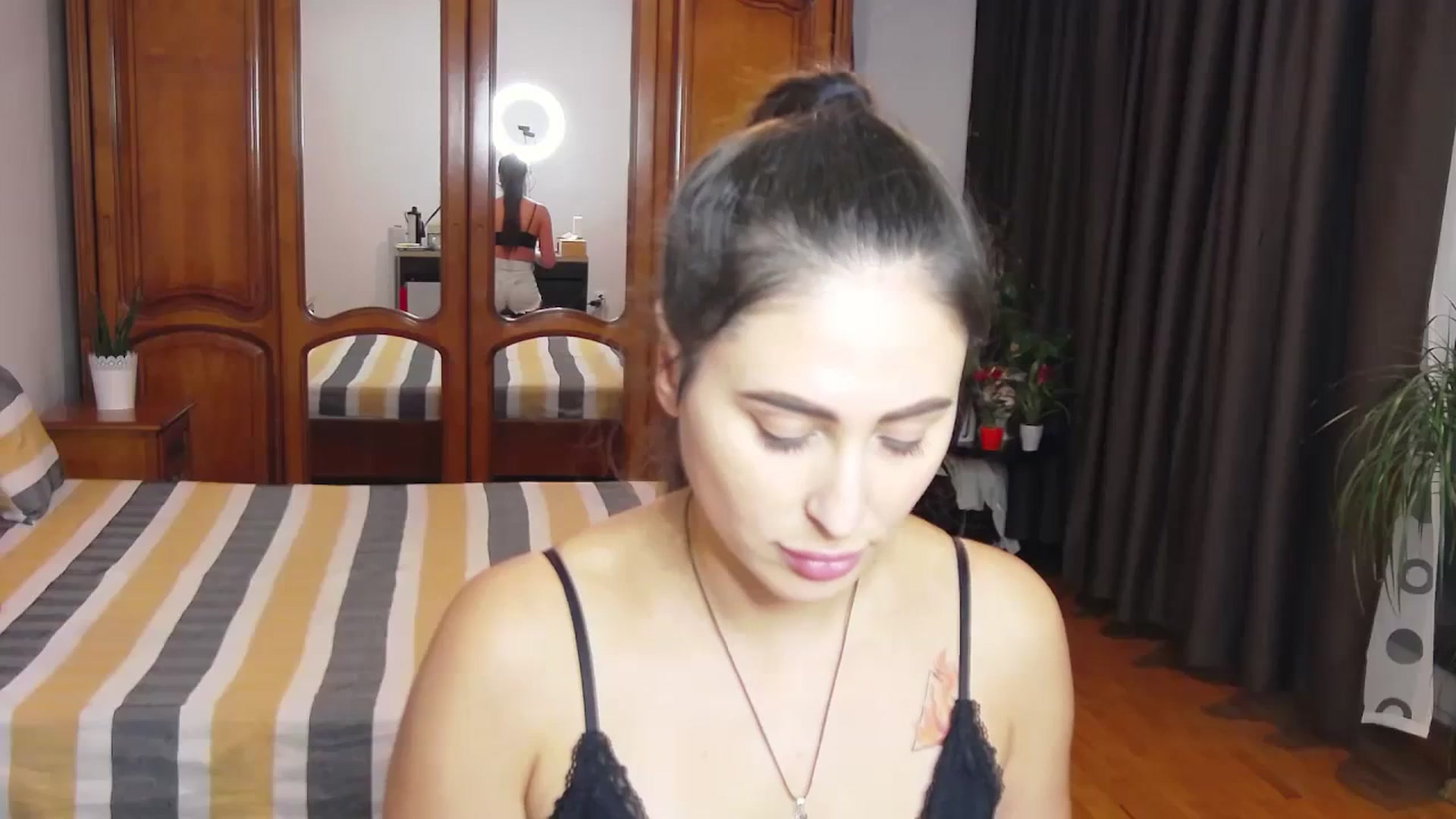 Gallery image thumbnail from MaraHari's myfreecams stream on, 11/26/2023, 17:58 image 15 of 20