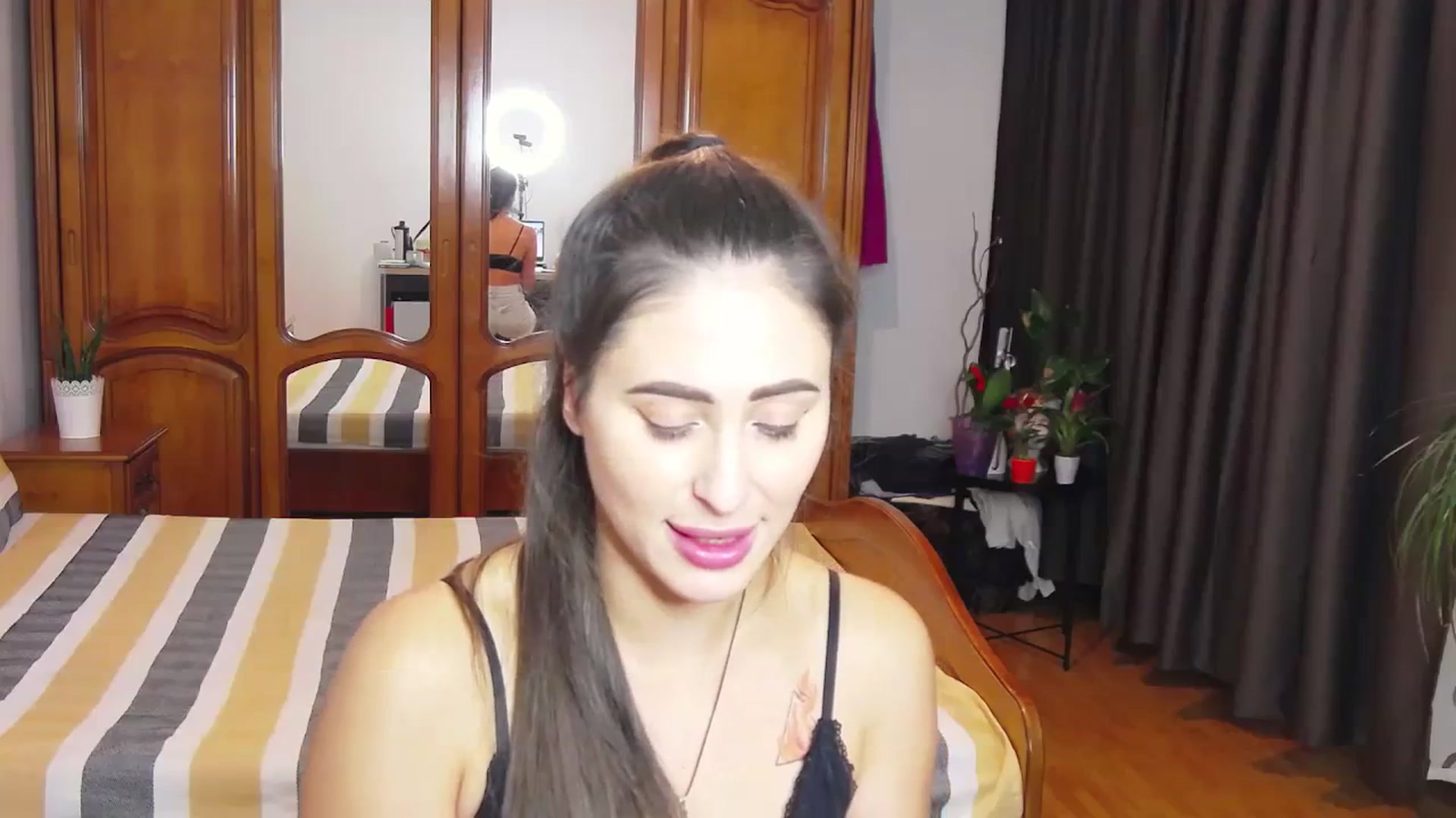 Gallery image thumbnail from MaraHari's myfreecams stream on, 11/26/2023, 19:59 image 11 of 20