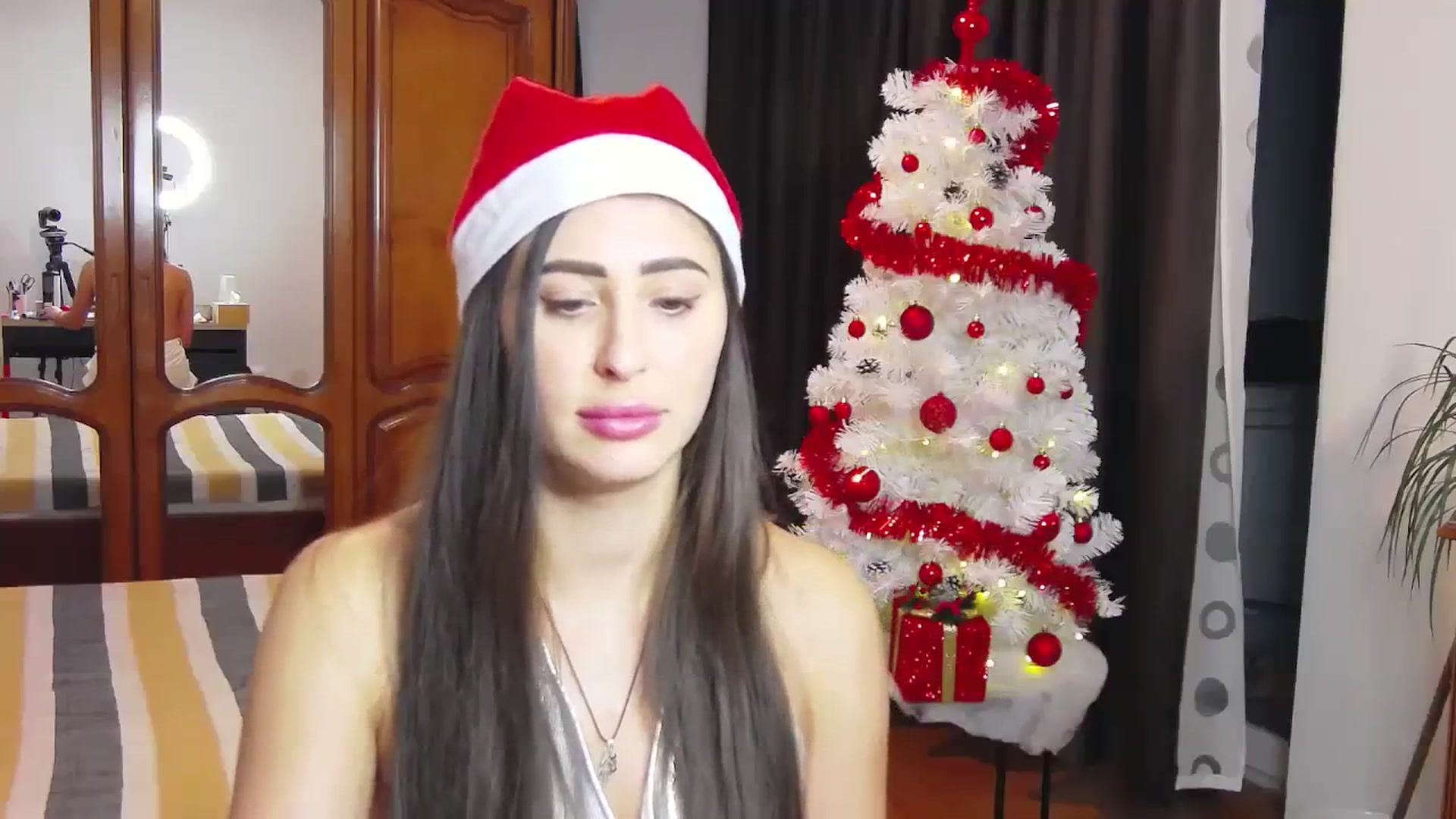 Gallery image thumbnail from MaraHari's myfreecams stream on, 12/18/2023, 20:08 image 6 of 20