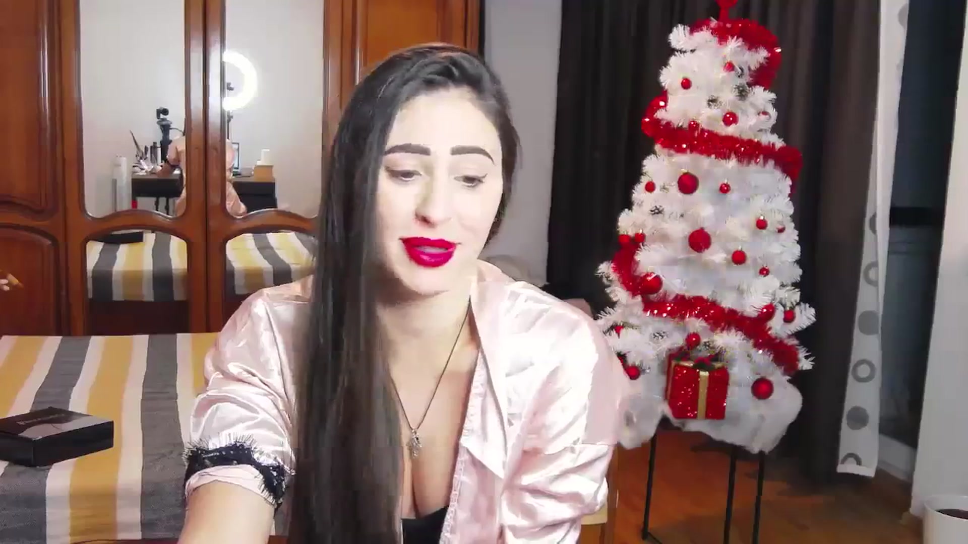 Gallery image thumbnail from MaraHari's myfreecams stream on, 12/23/2023, 18:08 image 13 of 20