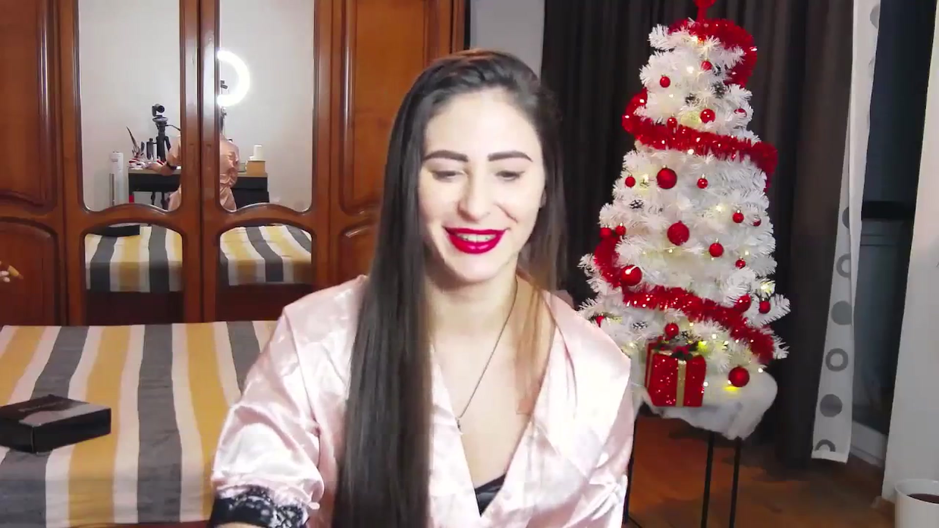 Gallery image thumbnail from MaraHari's myfreecams stream on, 12/23/2023, 18:08 image 16 of 20