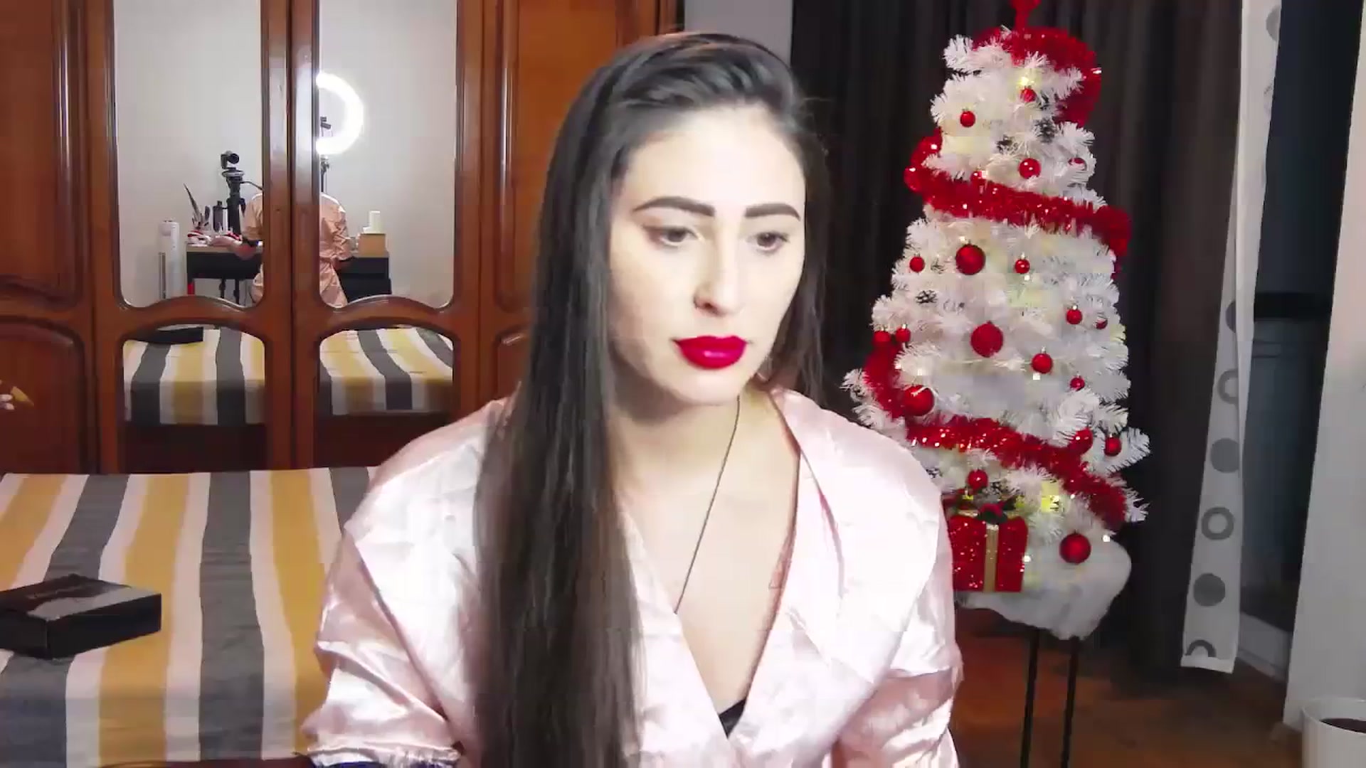 Gallery image thumbnail from MaraHari's myfreecams stream on, 12/23/2023, 18:08 image 15 of 20