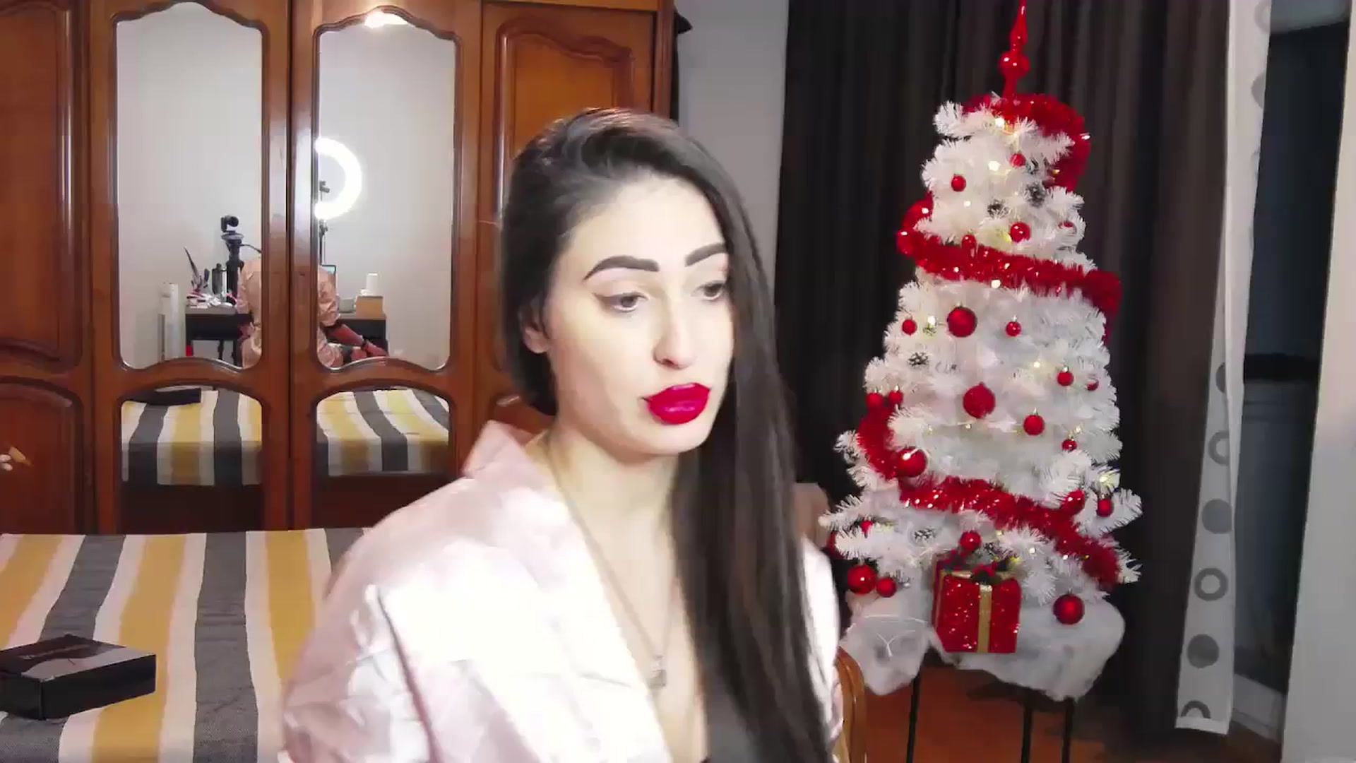 Gallery image thumbnail from MaraHari's myfreecams stream on, 12/23/2023, 18:08 image 1 of 20
