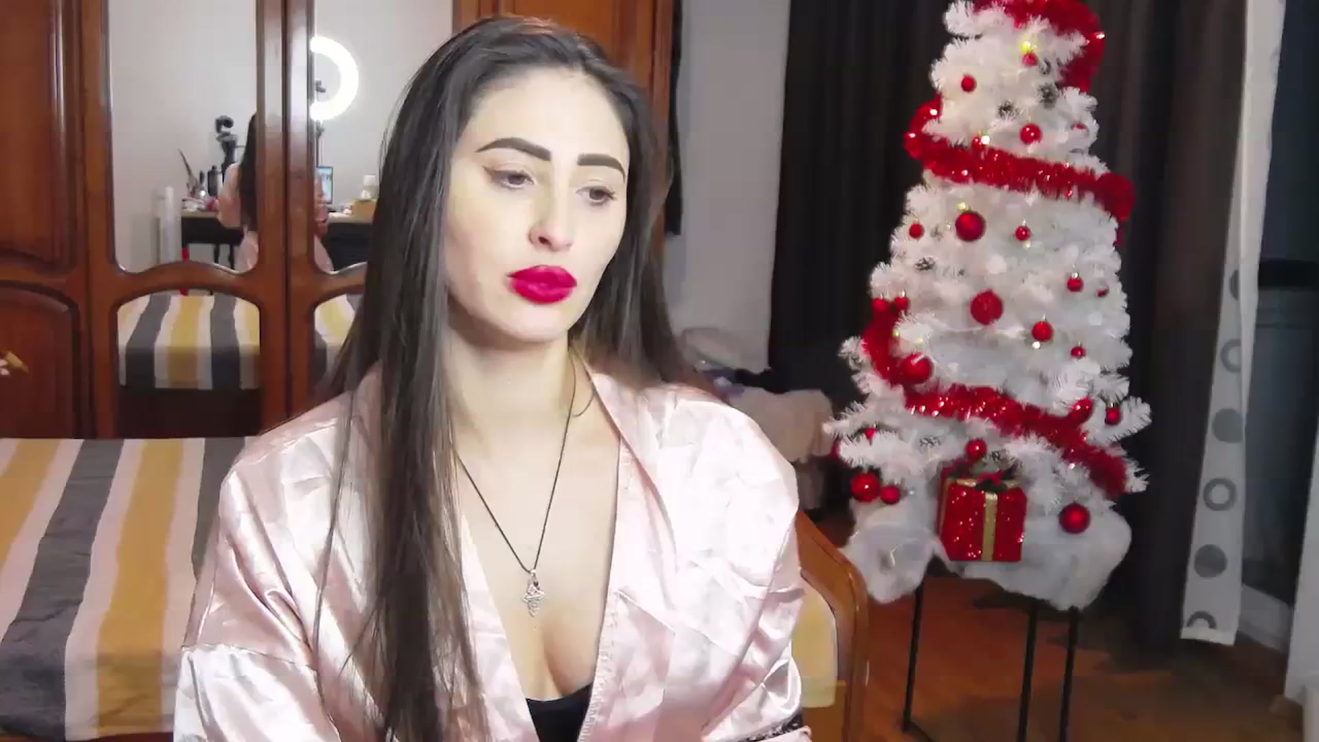 Gallery image thumbnail from MaraHari's myfreecams stream on, 12/23/2023, 20:43 image 9 of 20