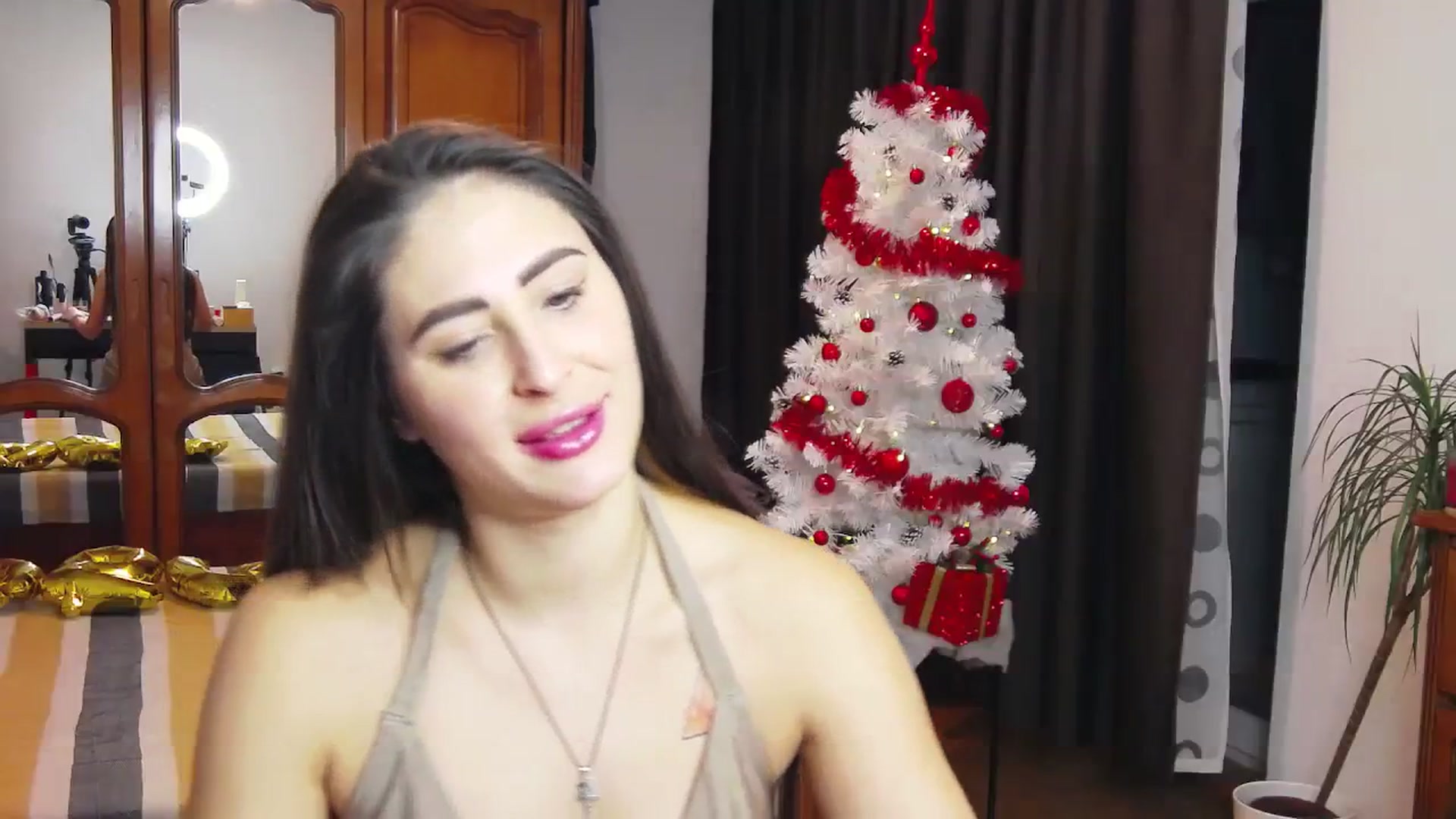 Gallery image thumbnail from MaraHari's myfreecams stream on, 01/01/2024, 17:47 image 12 of 20