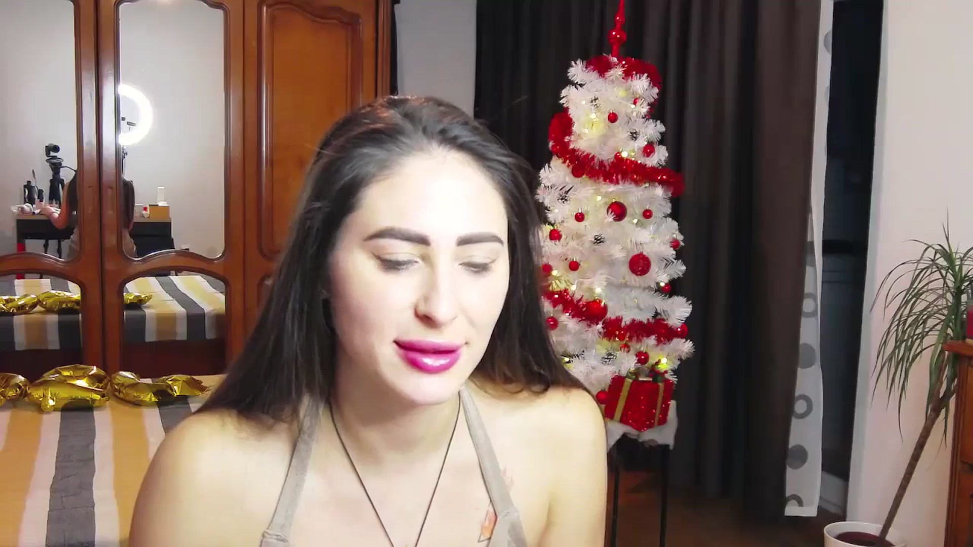 Gallery image thumbnail from MaraHari's myfreecams stream on, 01/01/2024, 17:47 image 11 of 20