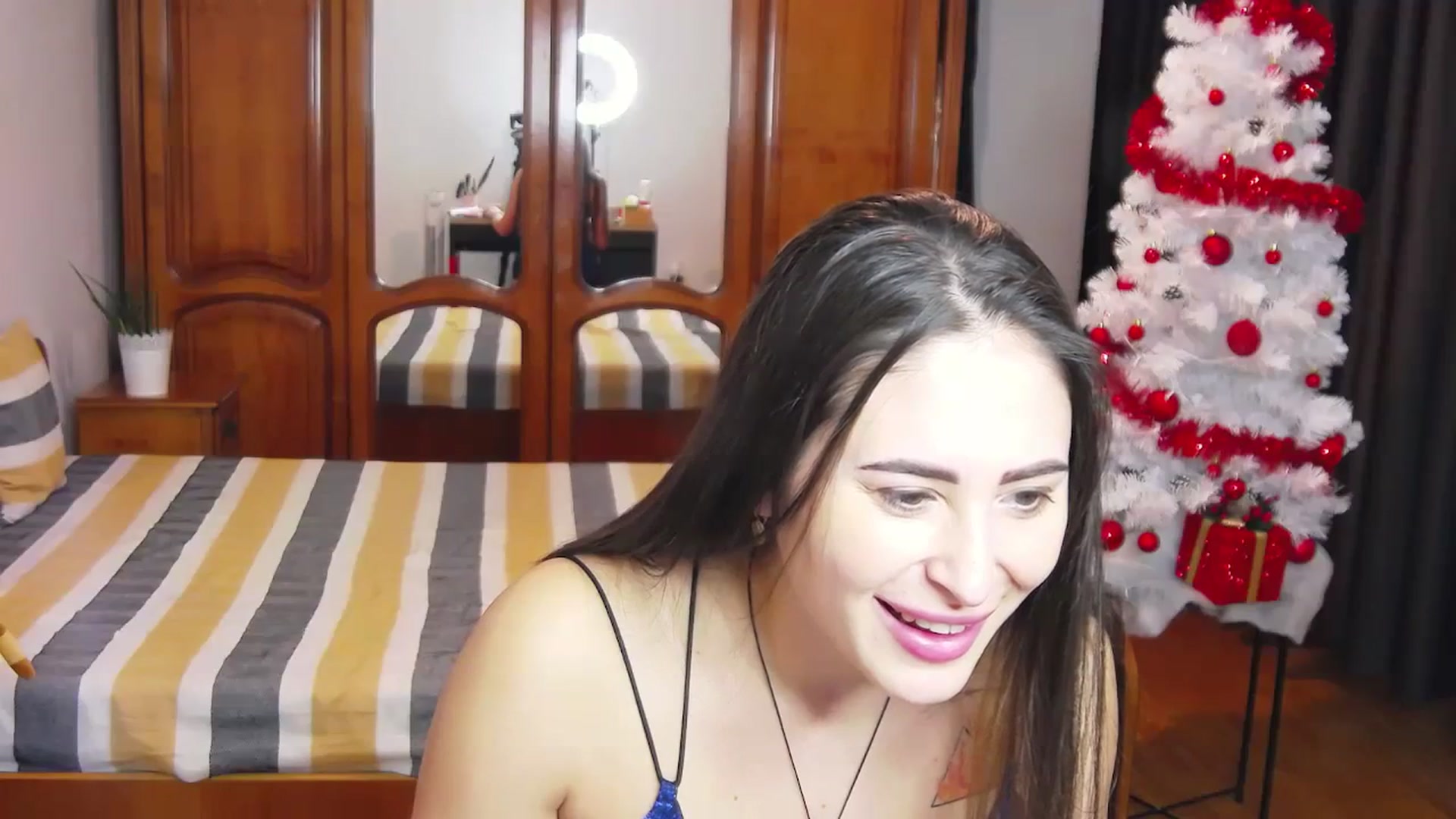 Gallery image thumbnail from MaraHari's myfreecams stream on, 01/19/2024, 20:58 image 18 of 20
