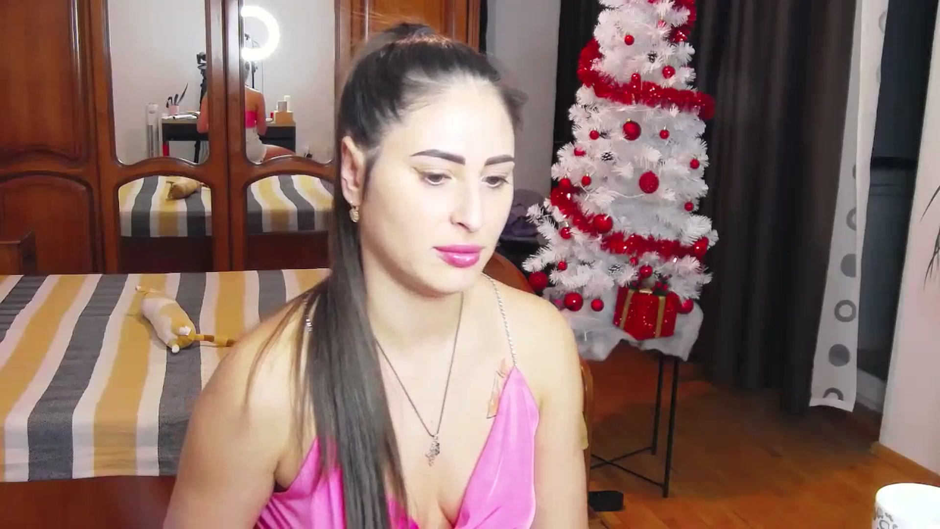 Gallery image thumbnail from MaraHari's myfreecams stream on, 01/20/2024, 19:25 image 12 of 20
