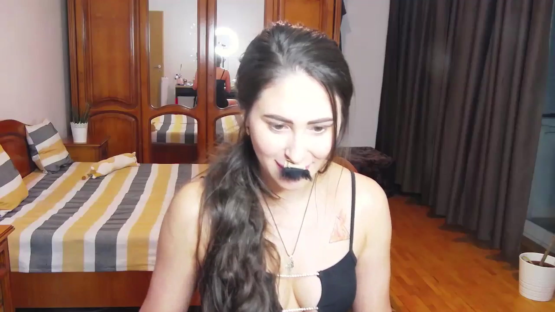 Gallery image thumbnail from MaraHari's myfreecams stream on, 02/03/2024, 18:05 image 13 of 20