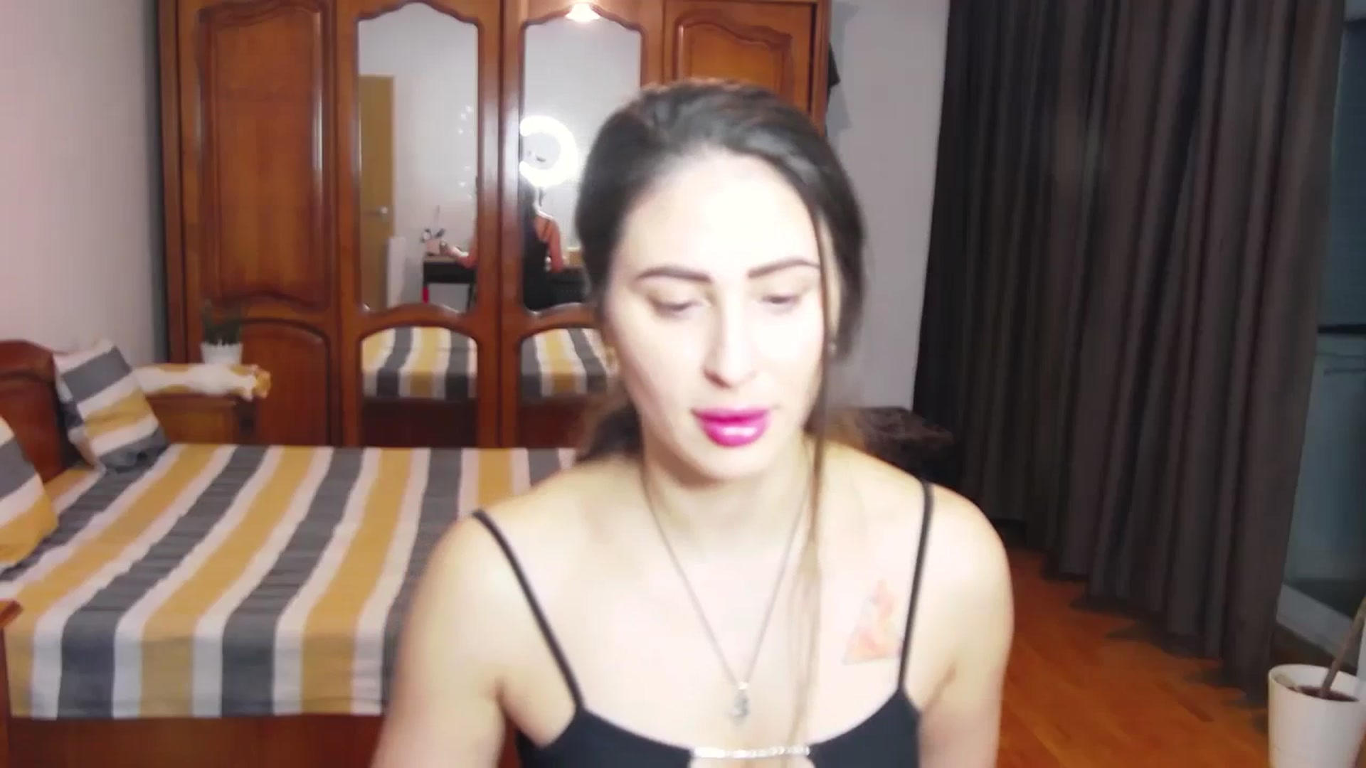 Gallery image thumbnail from MaraHari's myfreecams stream on, 02/03/2024, 18:05 image 3 of 20